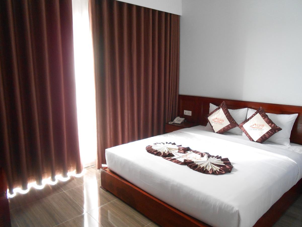 Khách sạn White Sand Cam Ranh 3*
