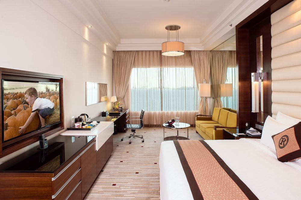 Khách sạn Hoàng Gia 5*