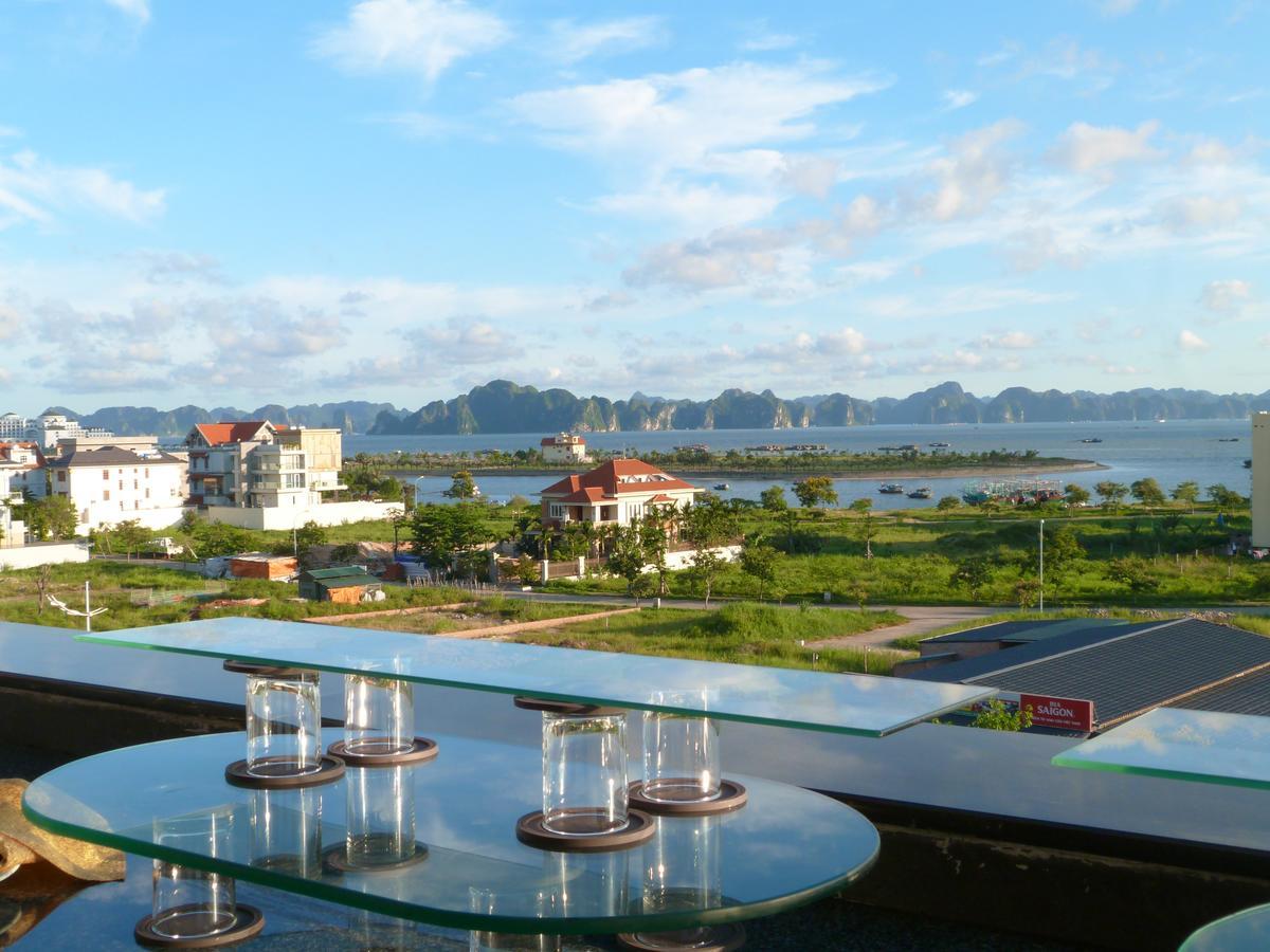 Palace Khách sạn Hạ Long
