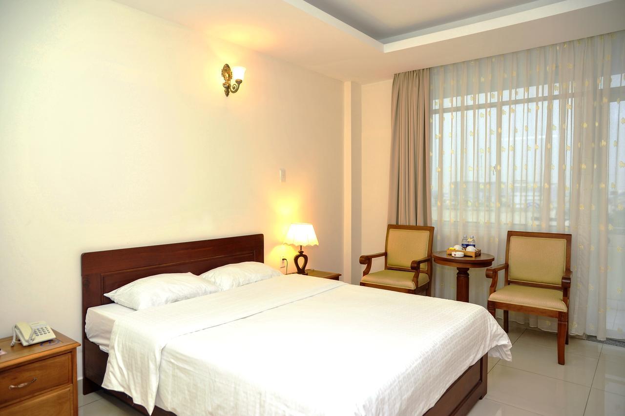 Tan Son Nhat Saigon Khách sạn TP. Hồ Chí Minh