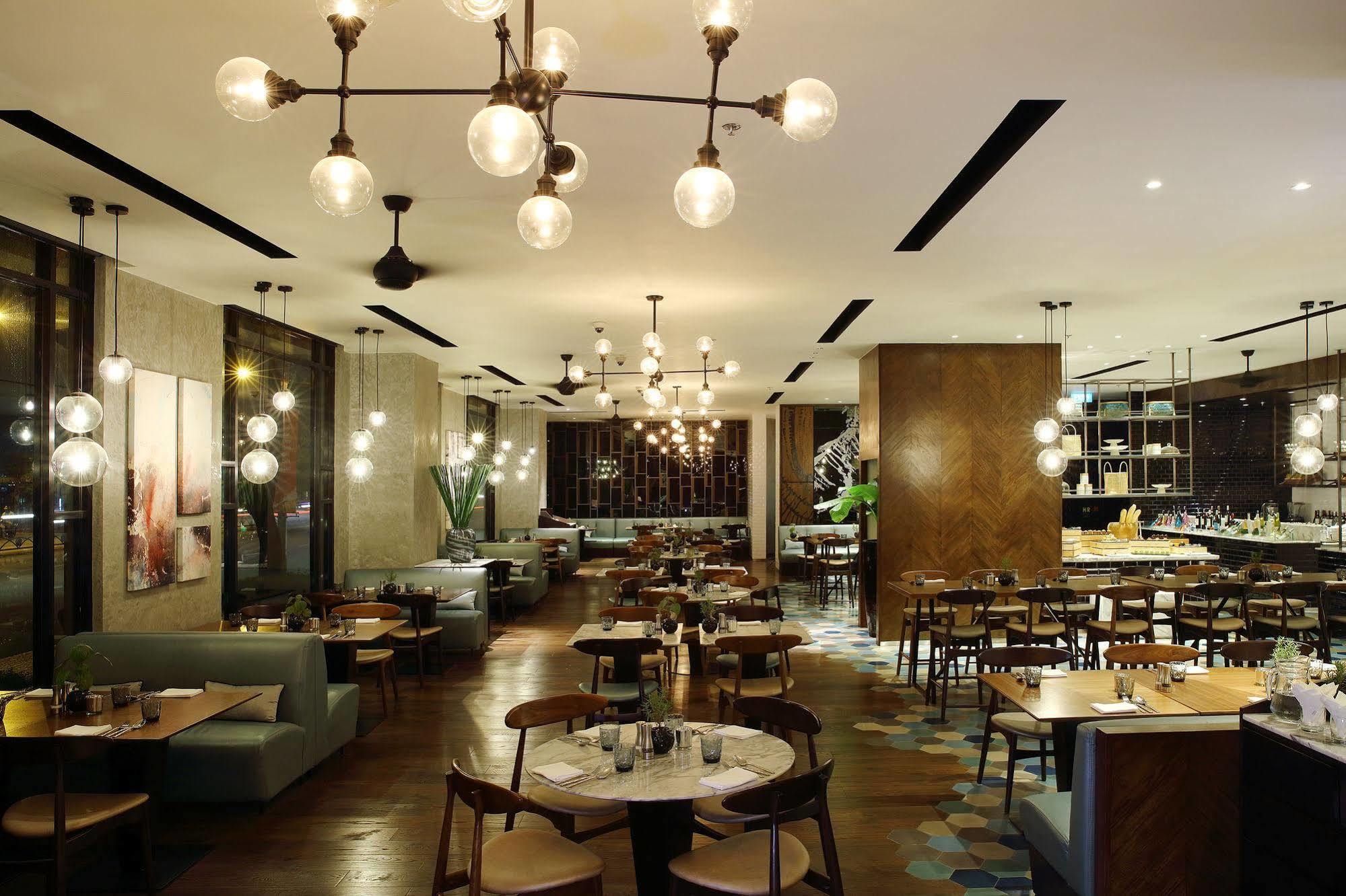 Renaissance Riverside Saigon 5* Ho Chi Minh City