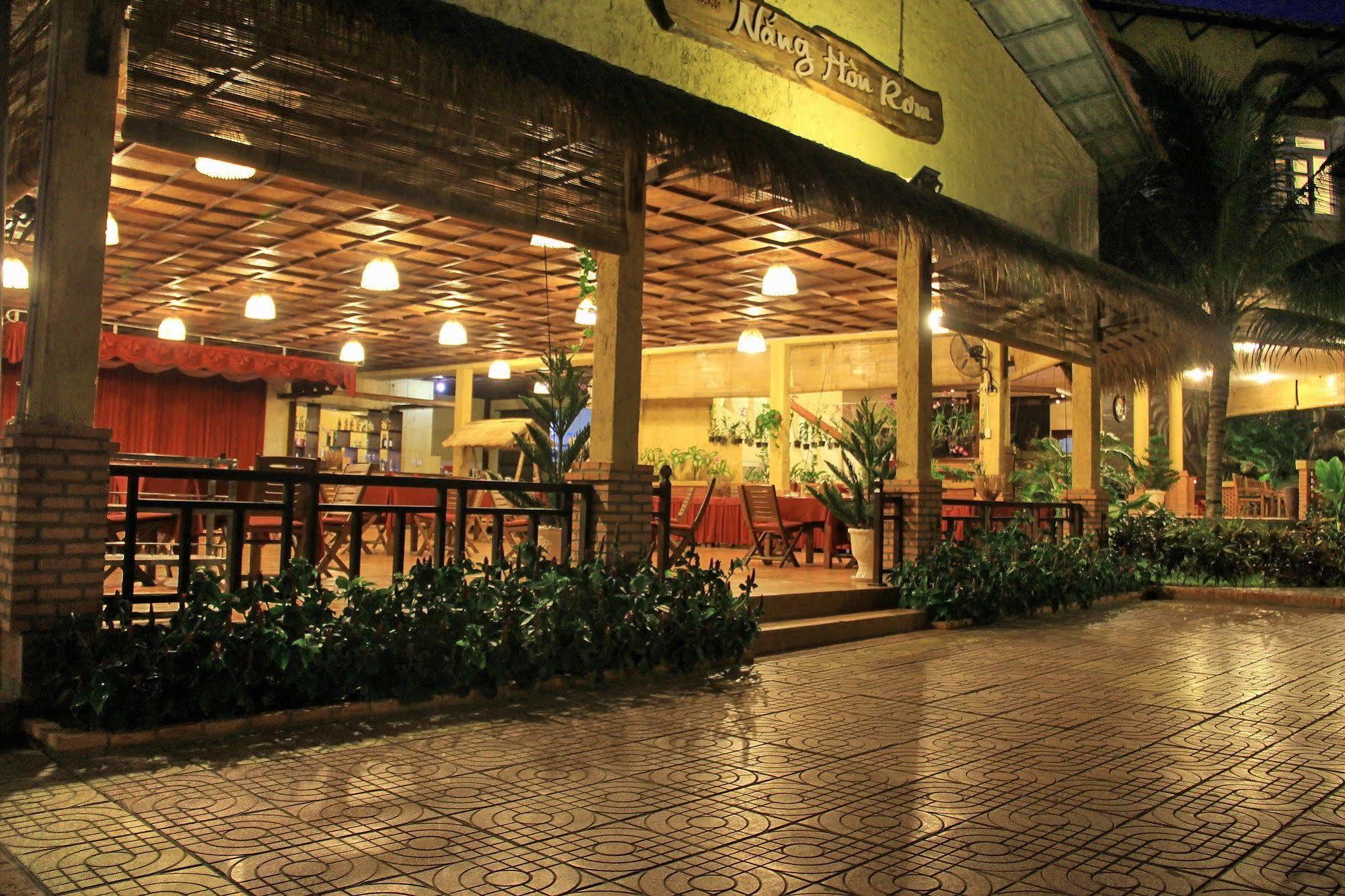 Nang Hon Rom Hotel