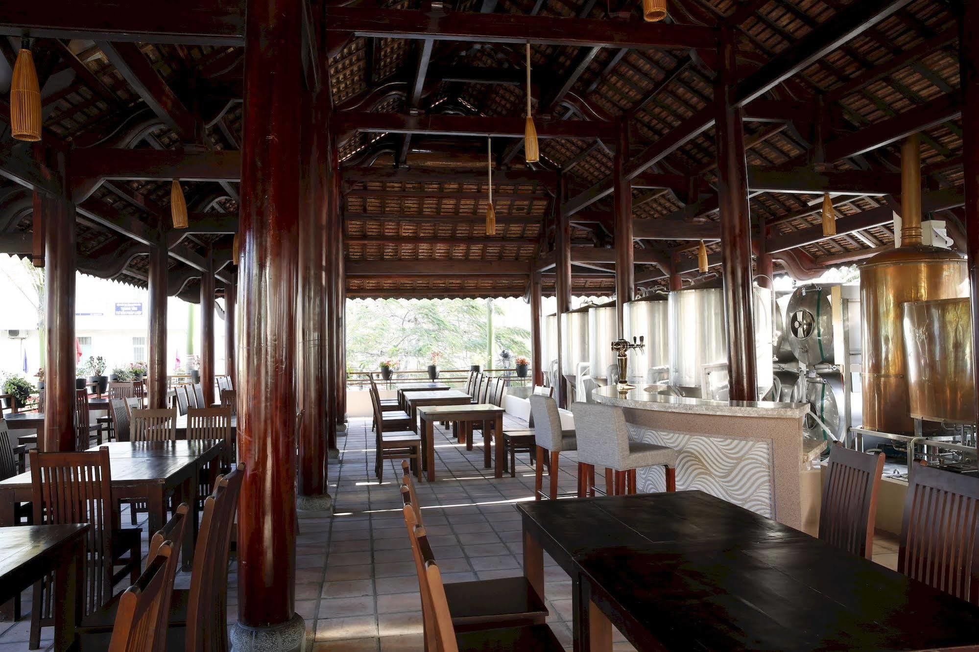 Hotel Bavico International
