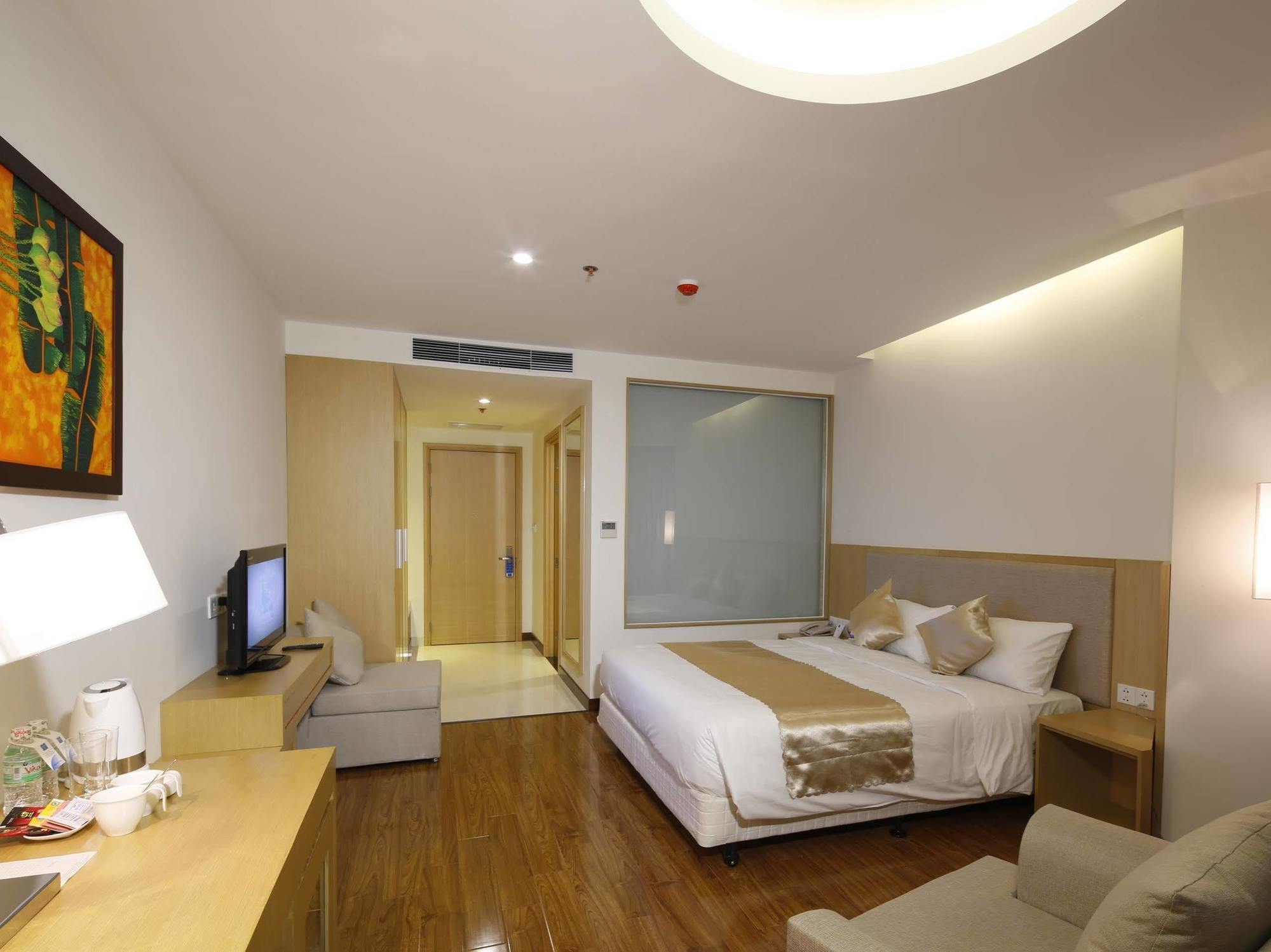 Hotel Bavico International