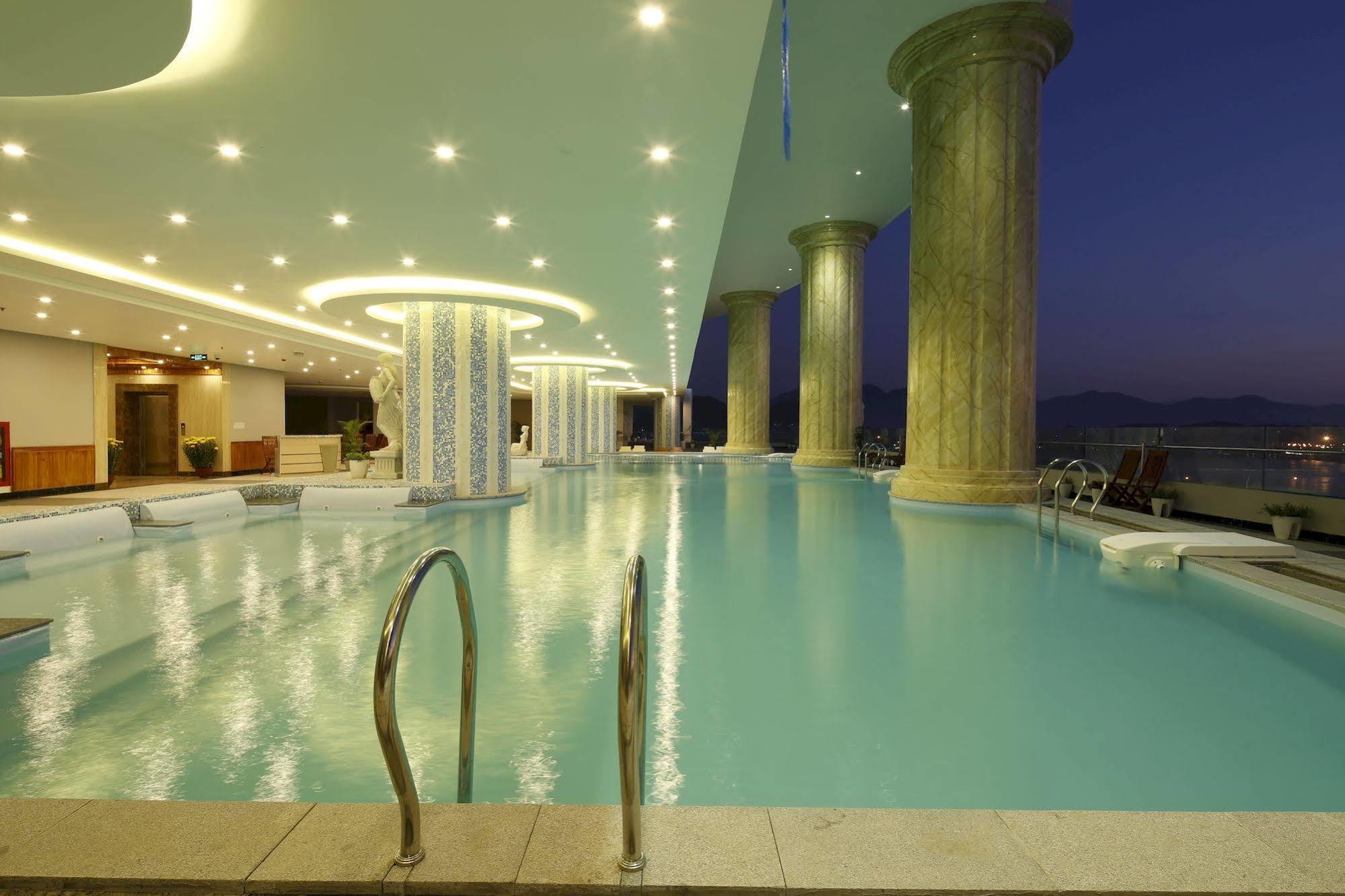 Hotel Bavico International