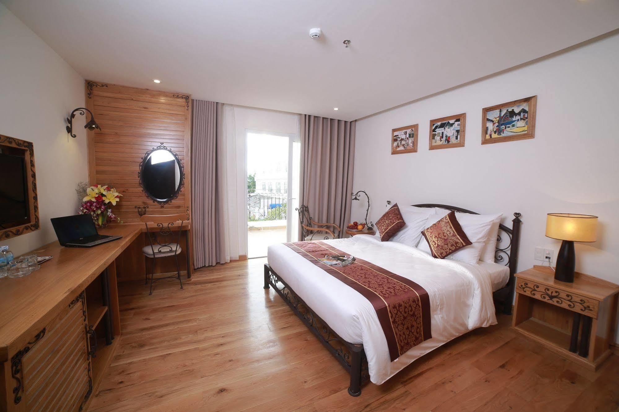 Hotel Edele 4*