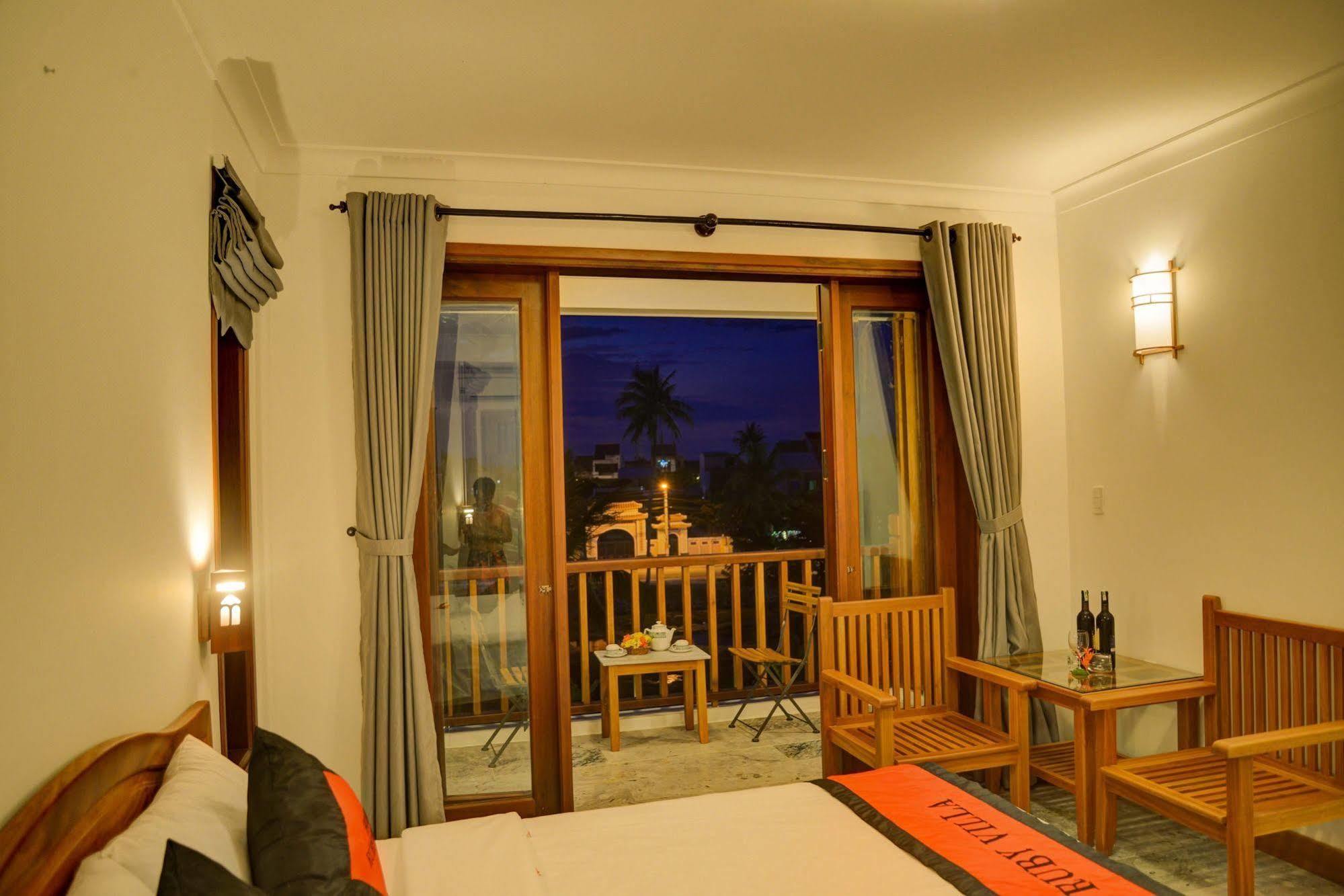 Ruby Hotel Hoi An