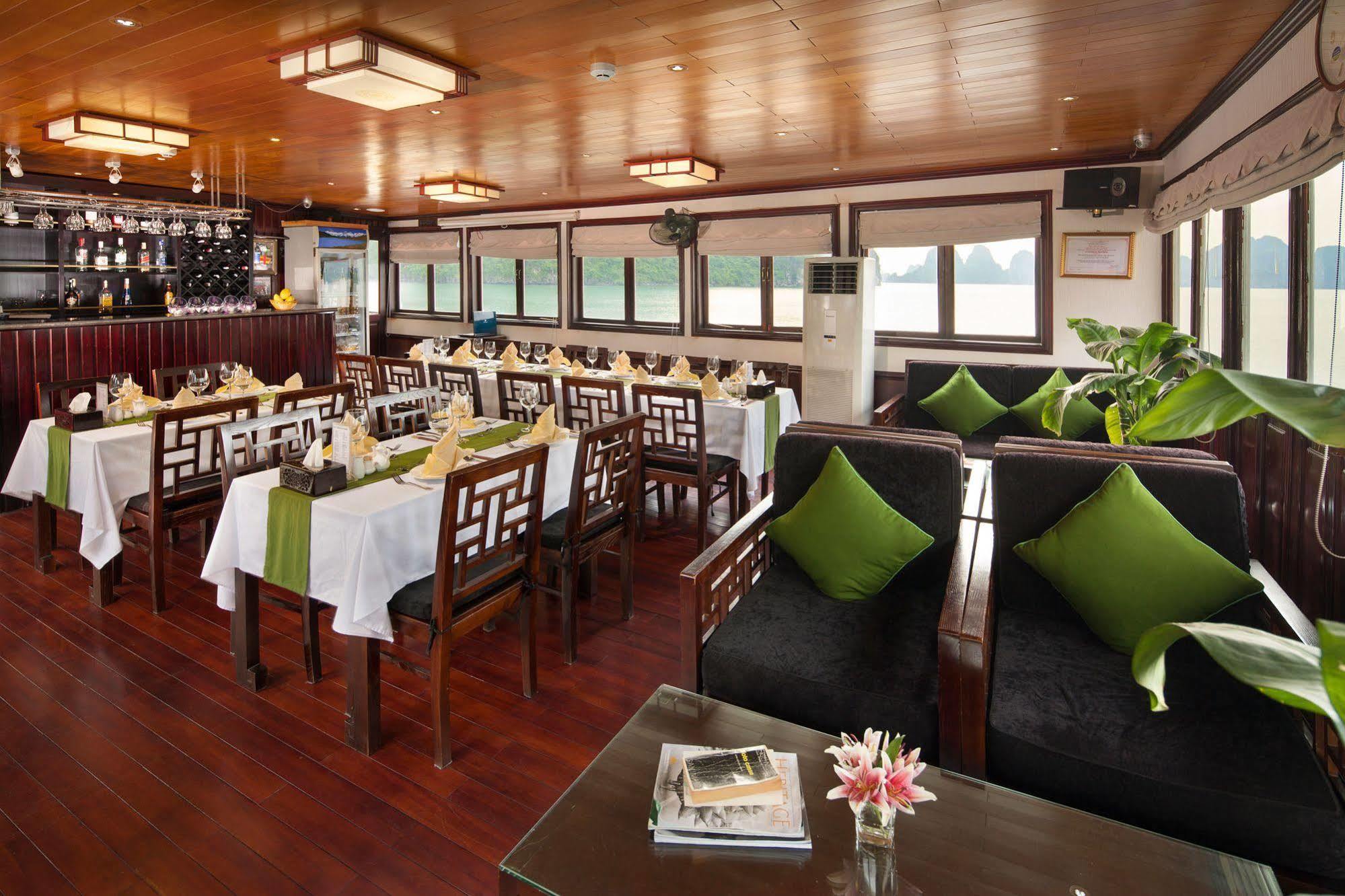  Garden Bay Luxury Cruise 4*