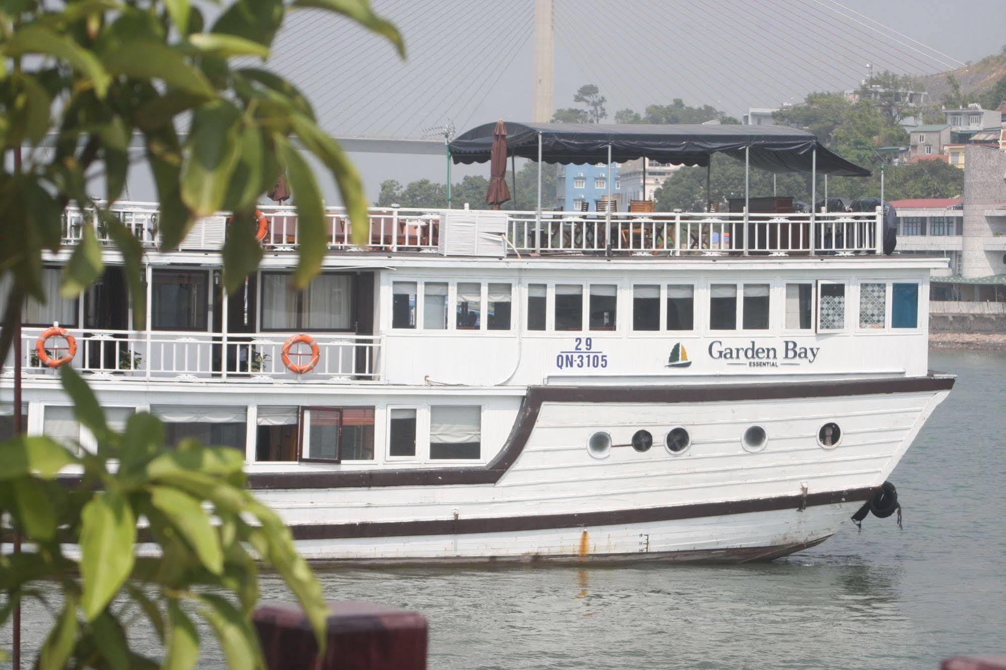 Garden Bay Luxury Cruise  Ha Long