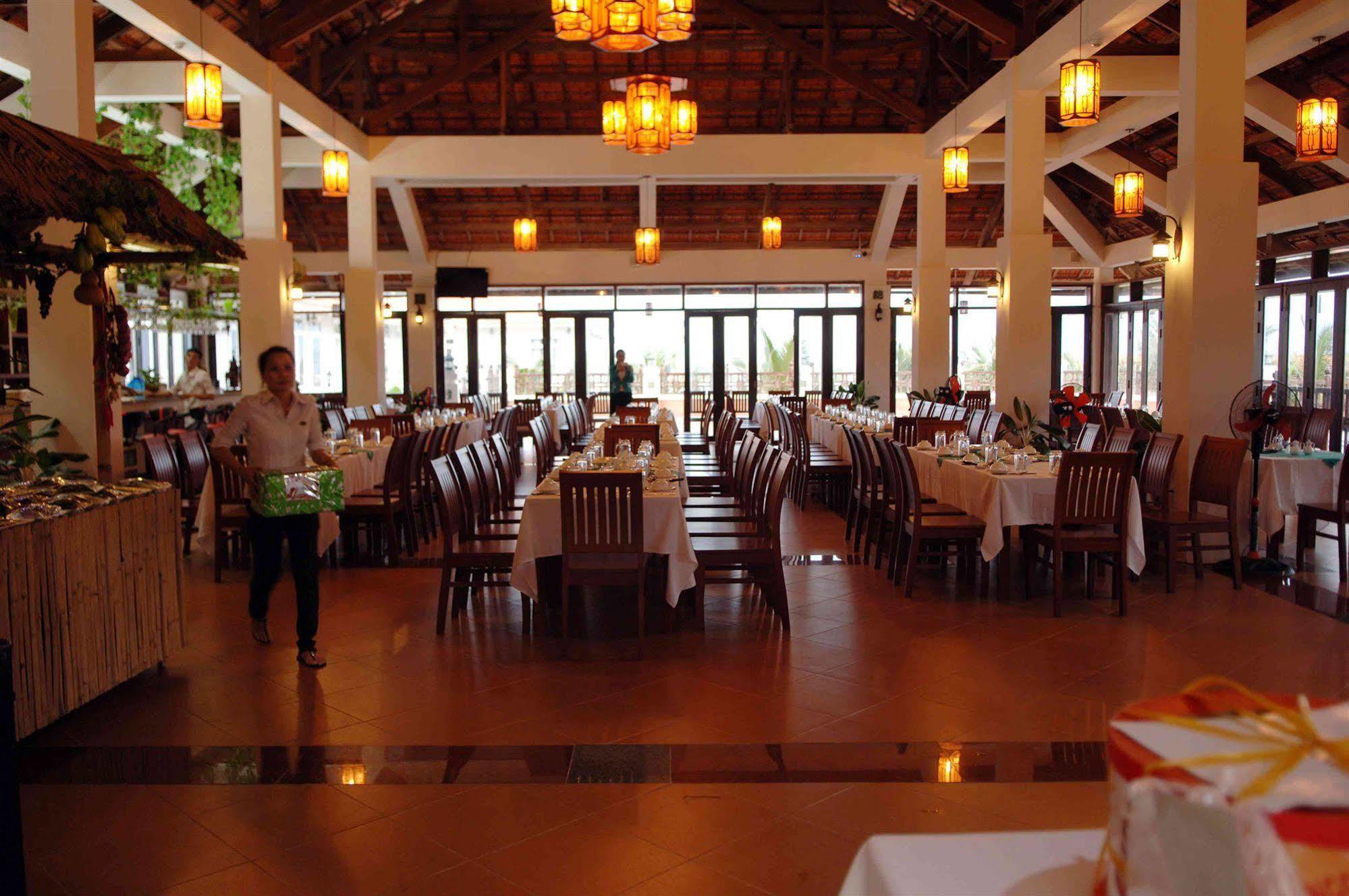 Resort Saigon Emerald 4*