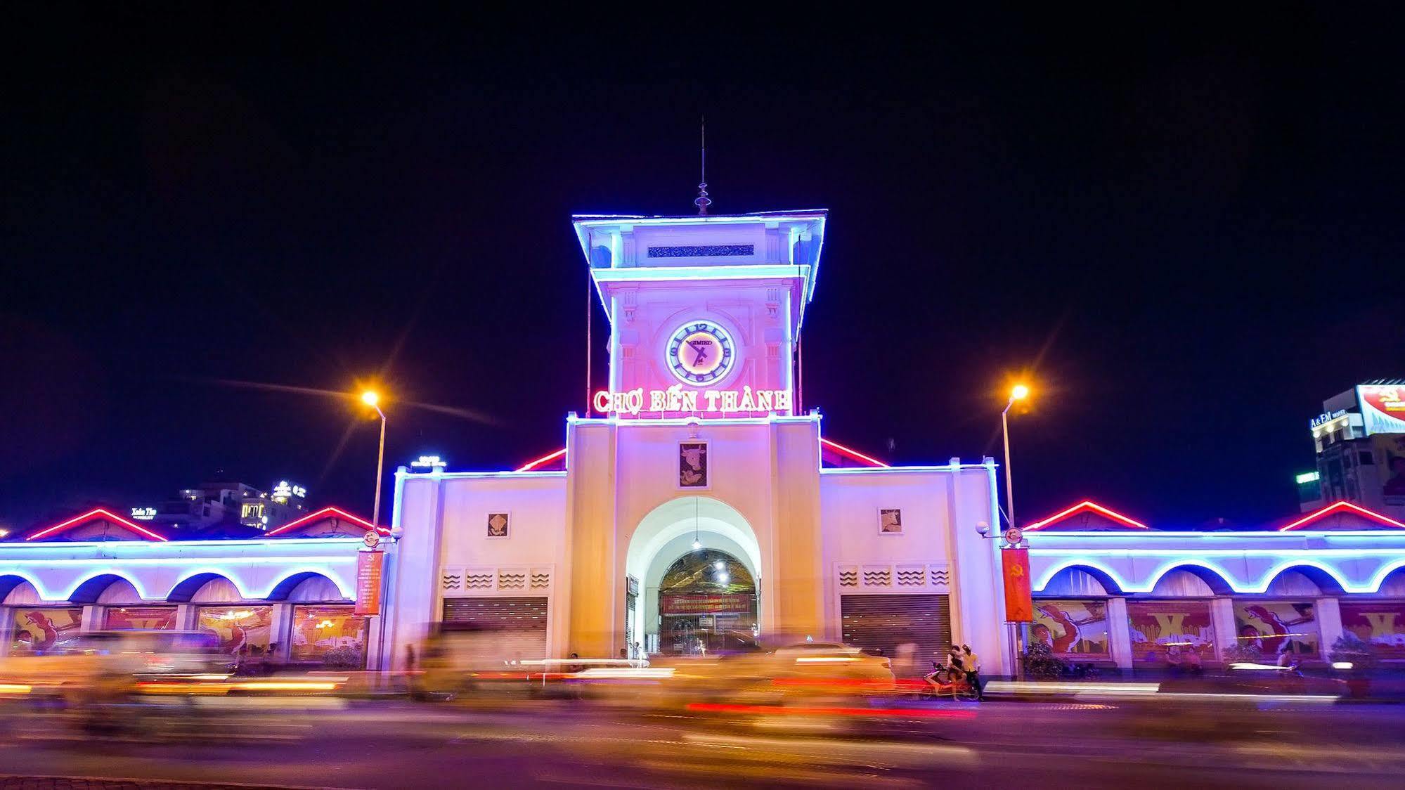 Vilion & Hotel Ho-Chi-Minh-Stadt