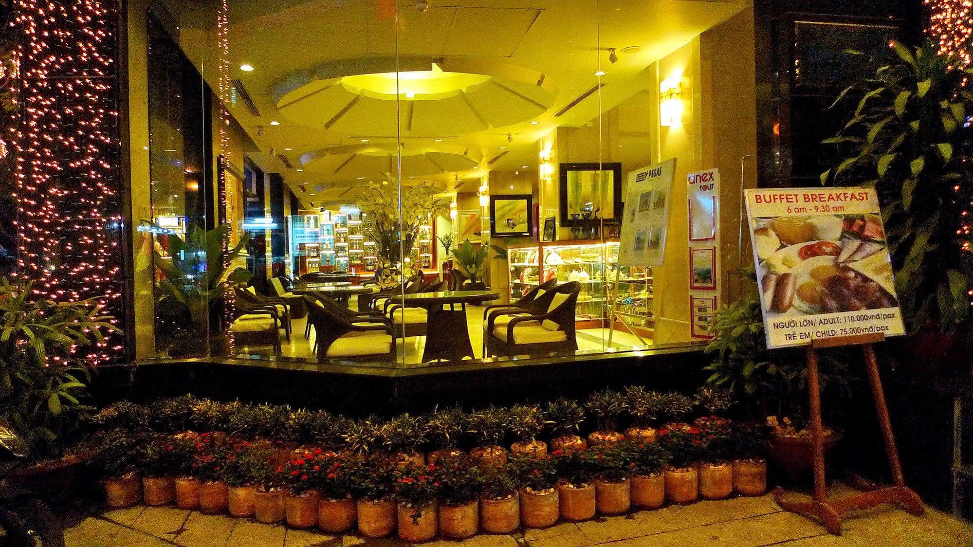 Hotel Paradise Nha Trang
