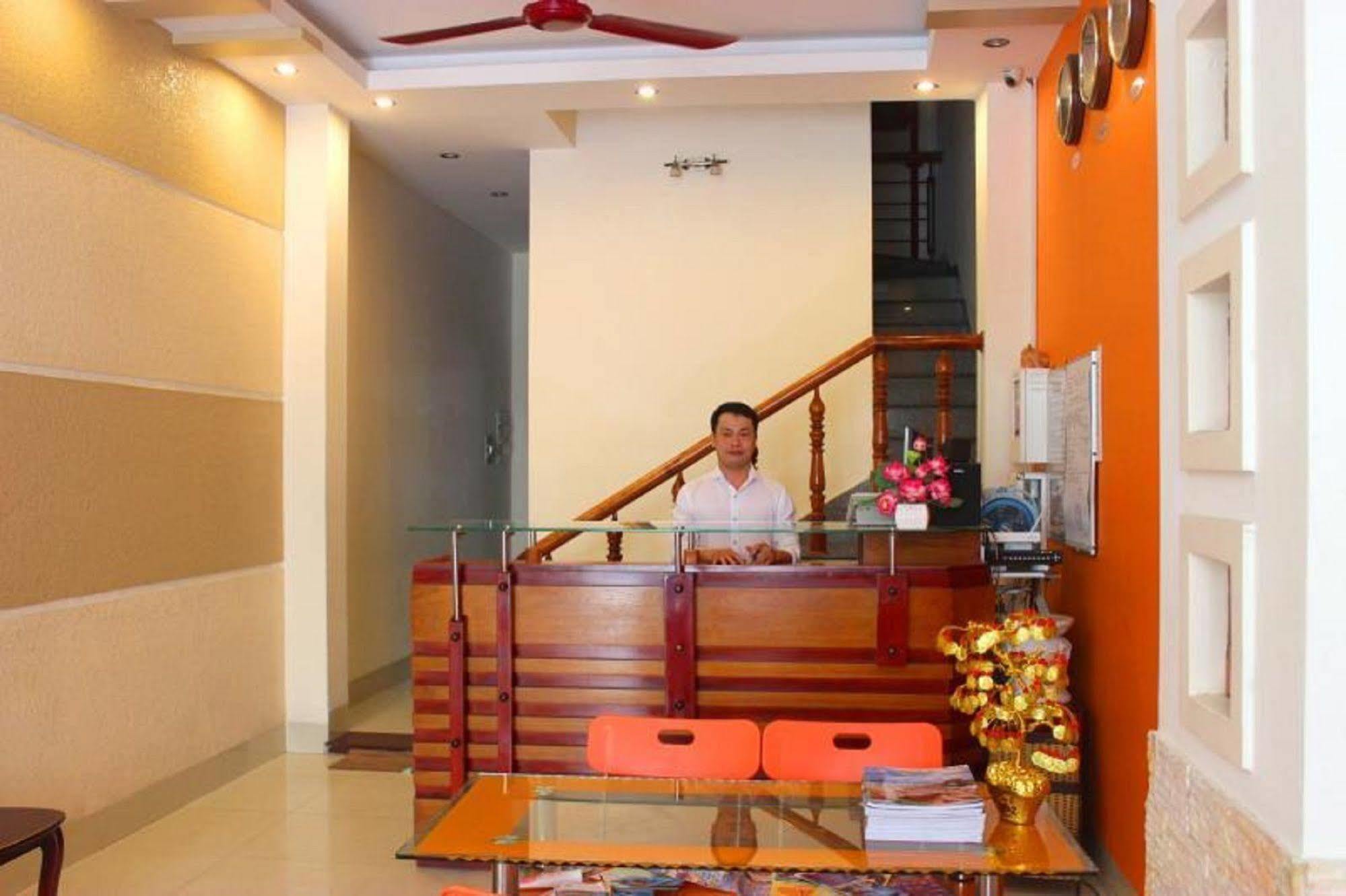 Hotel Apus 2*