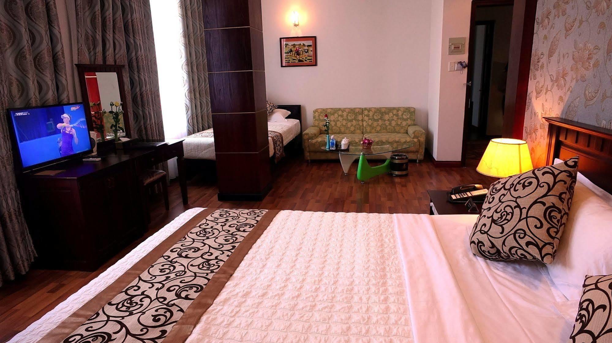 Hotel Golden Halong
