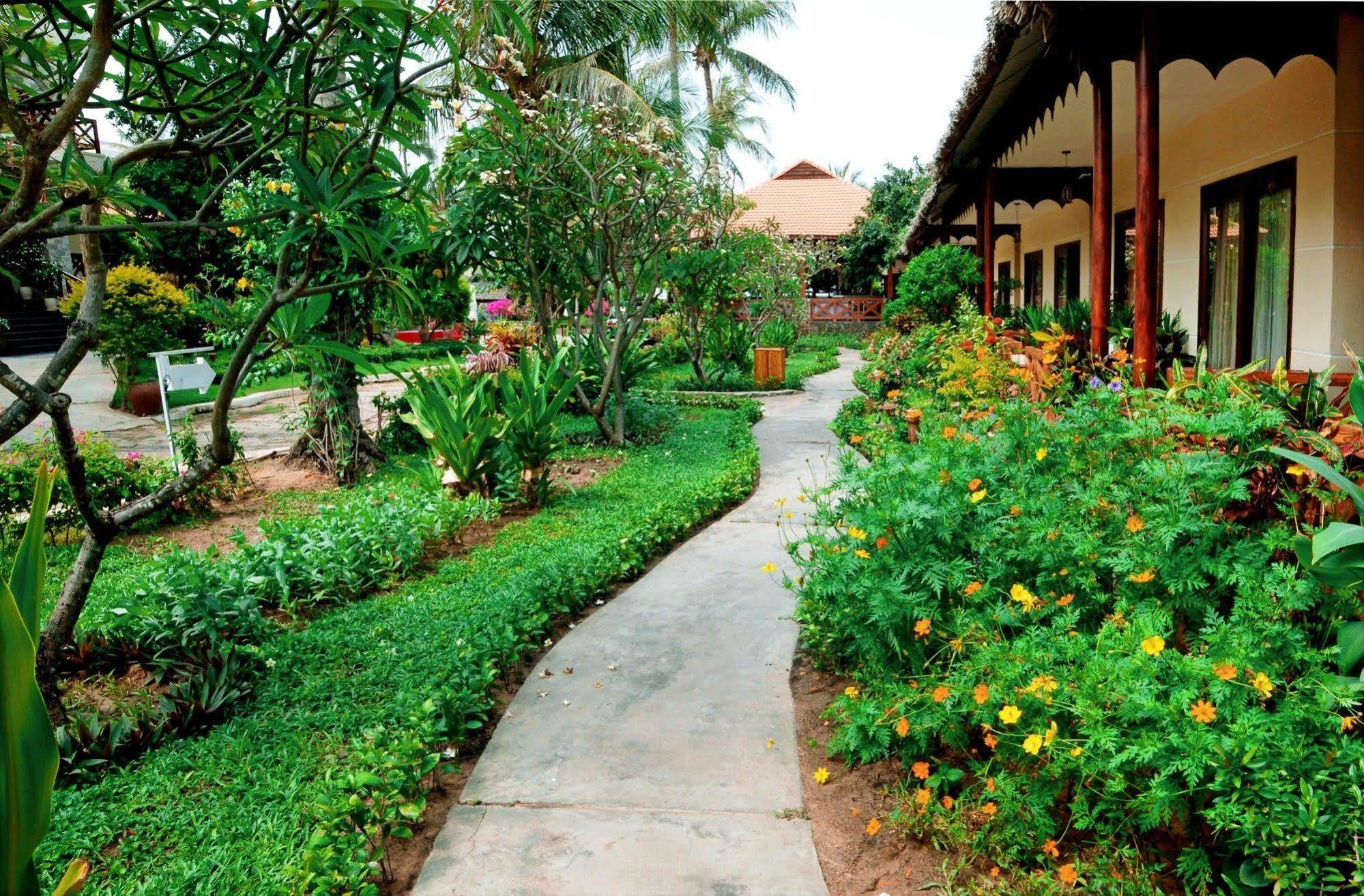 Thai Hoa Mui Ne