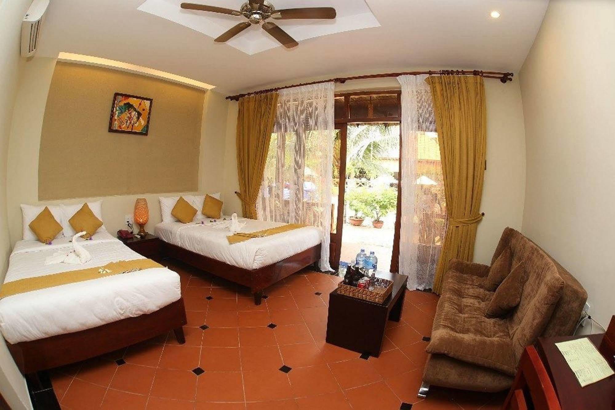 Thai Hoa Resort