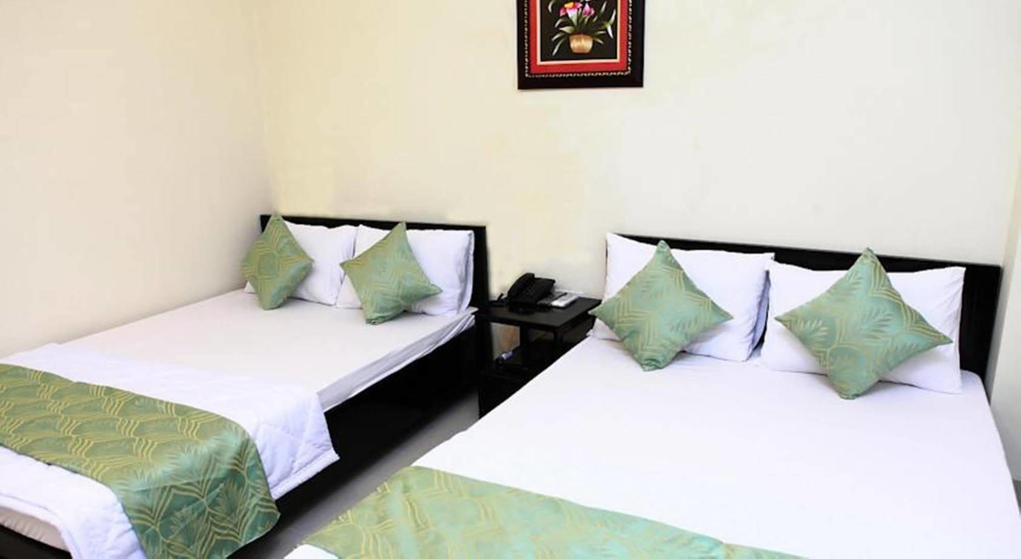Hotel Phi Long 2*