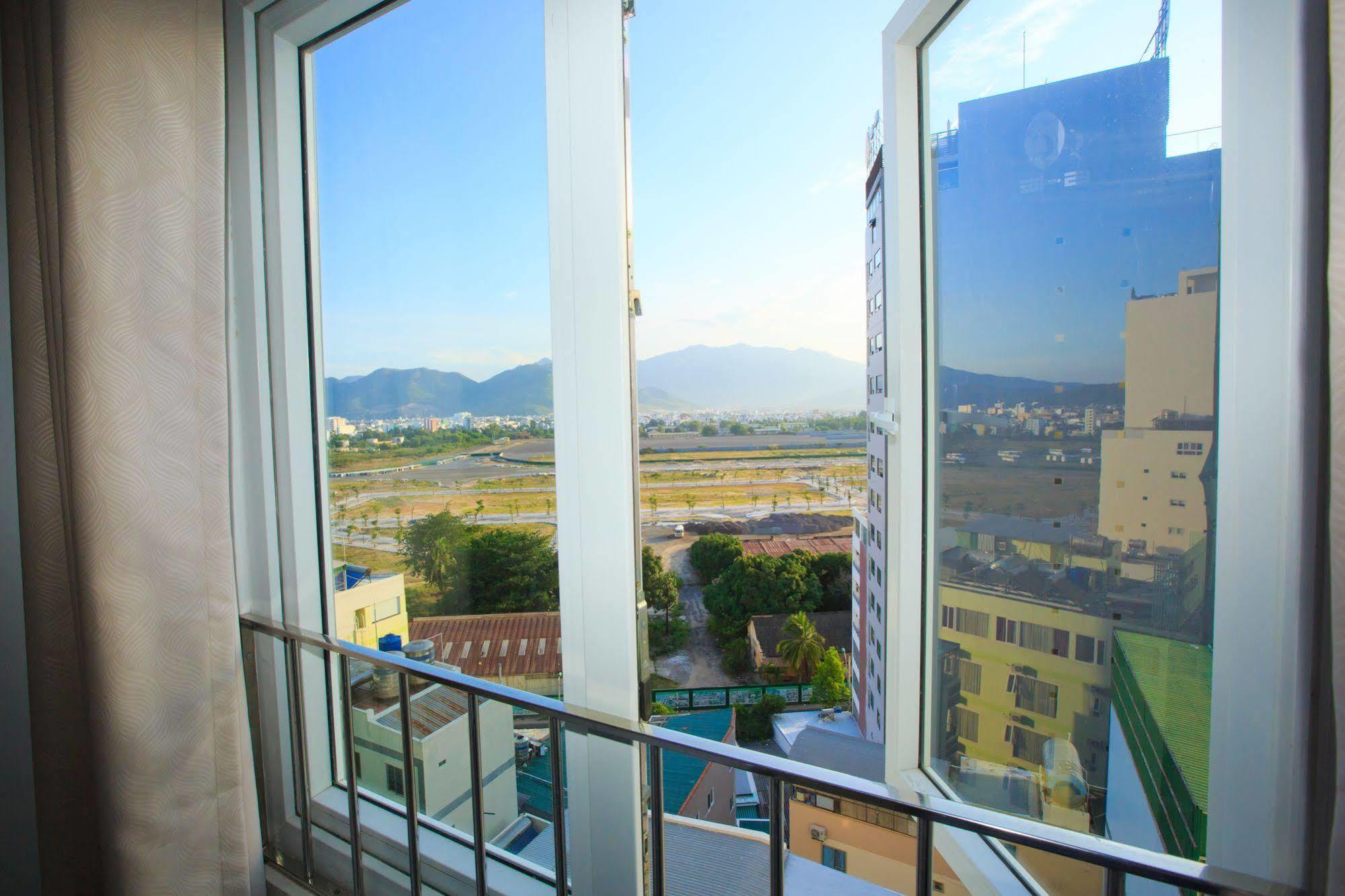 Hotel Lucky Star Nha Trang