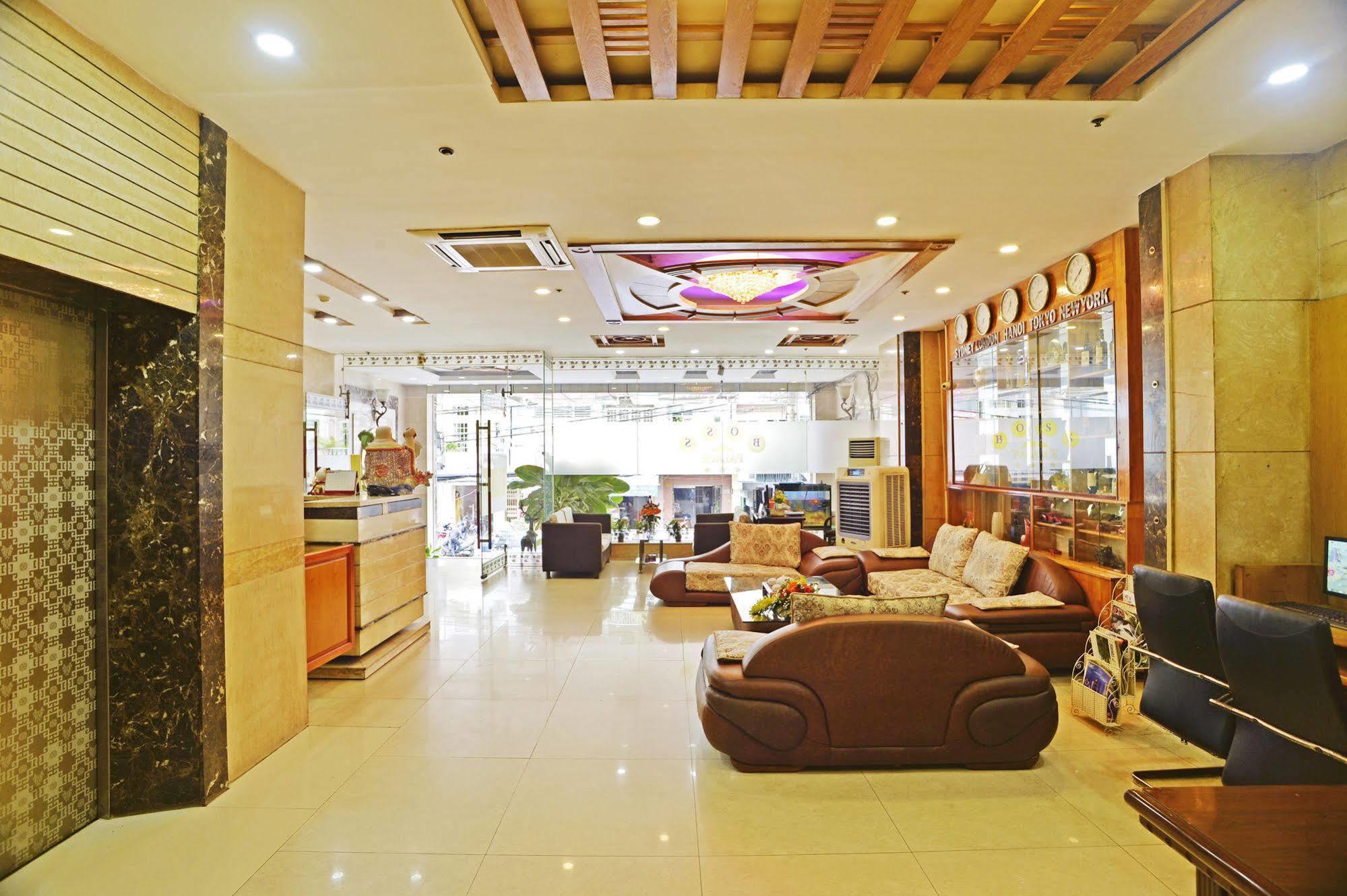 Khách sạn Boss Palace 3*