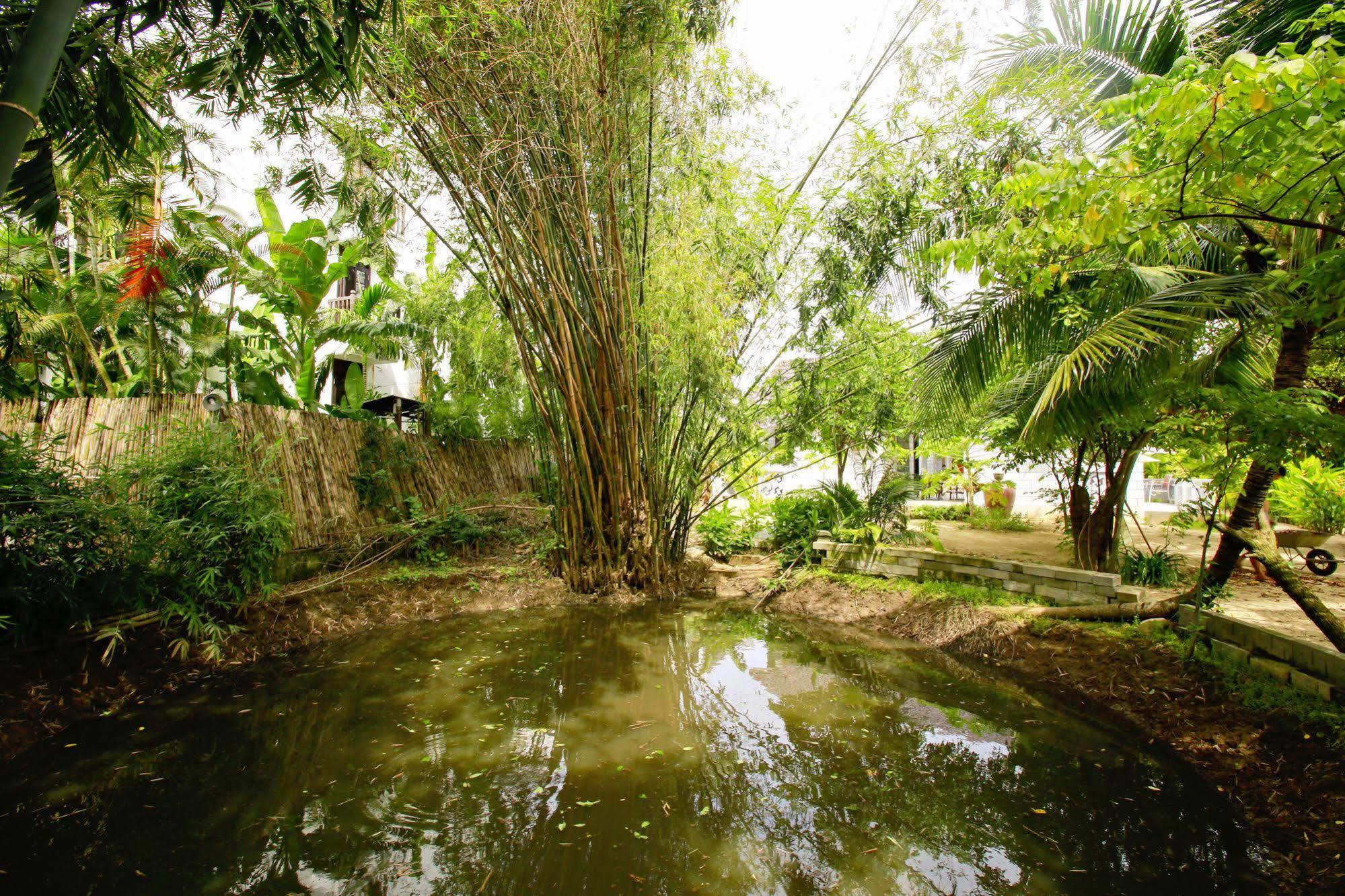 Mr Tho Garden Villa