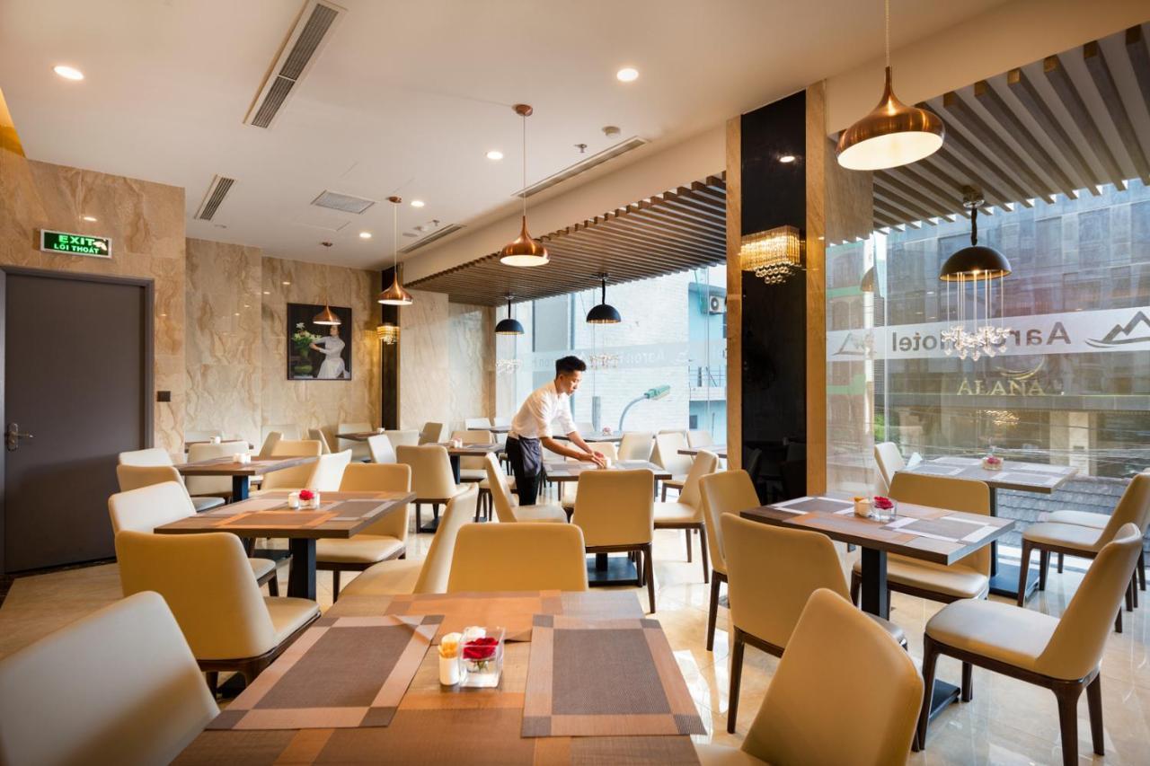 Aaron Hotel