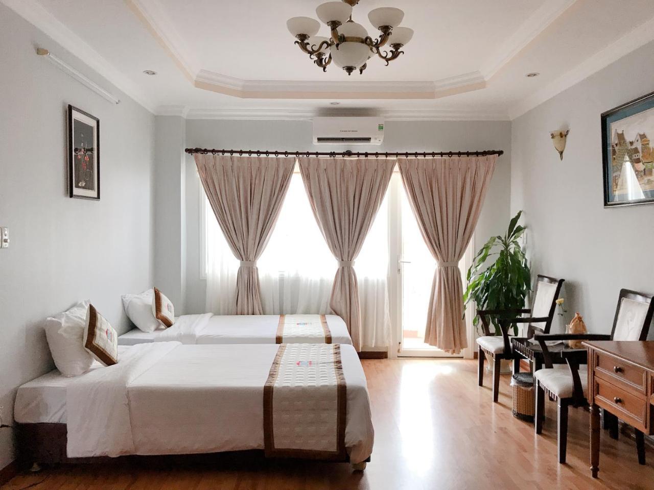 Khách sạn Dic Star 4*