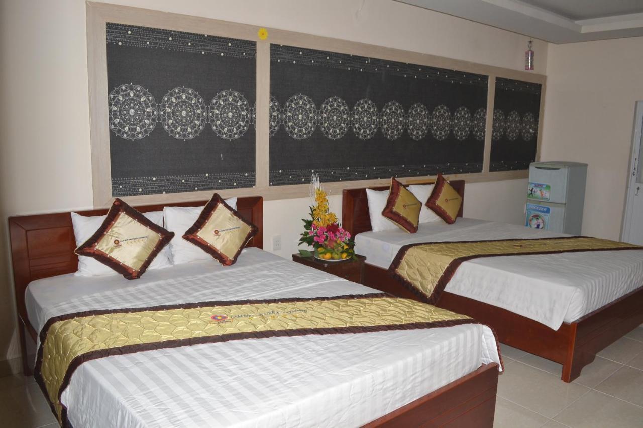 Hotel Lam Son &