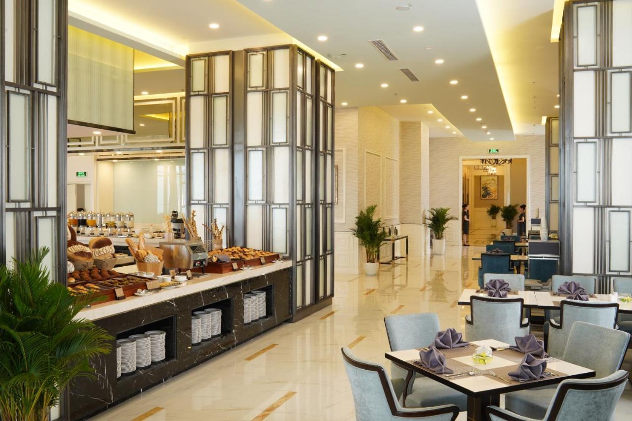 Hotel Vinpearl Beachfront