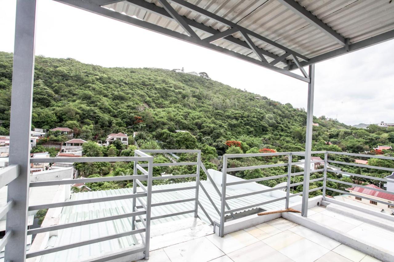 Vui Khách sạn 2*