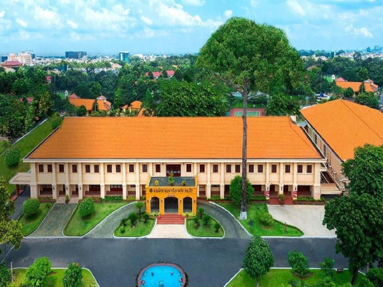 Khách sạn Tan Son Nhat Saigon 5*