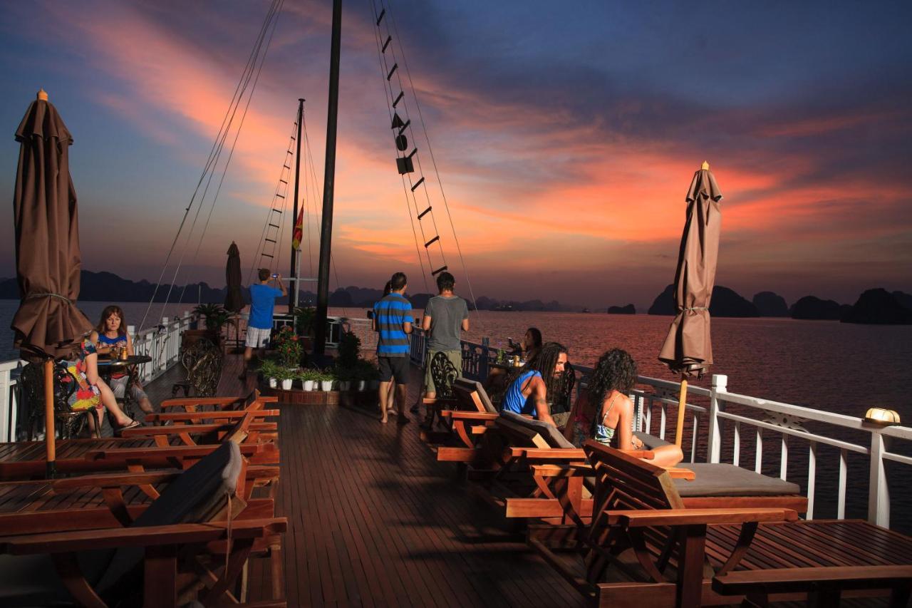 Garden Bay Luxury Cruise 4*