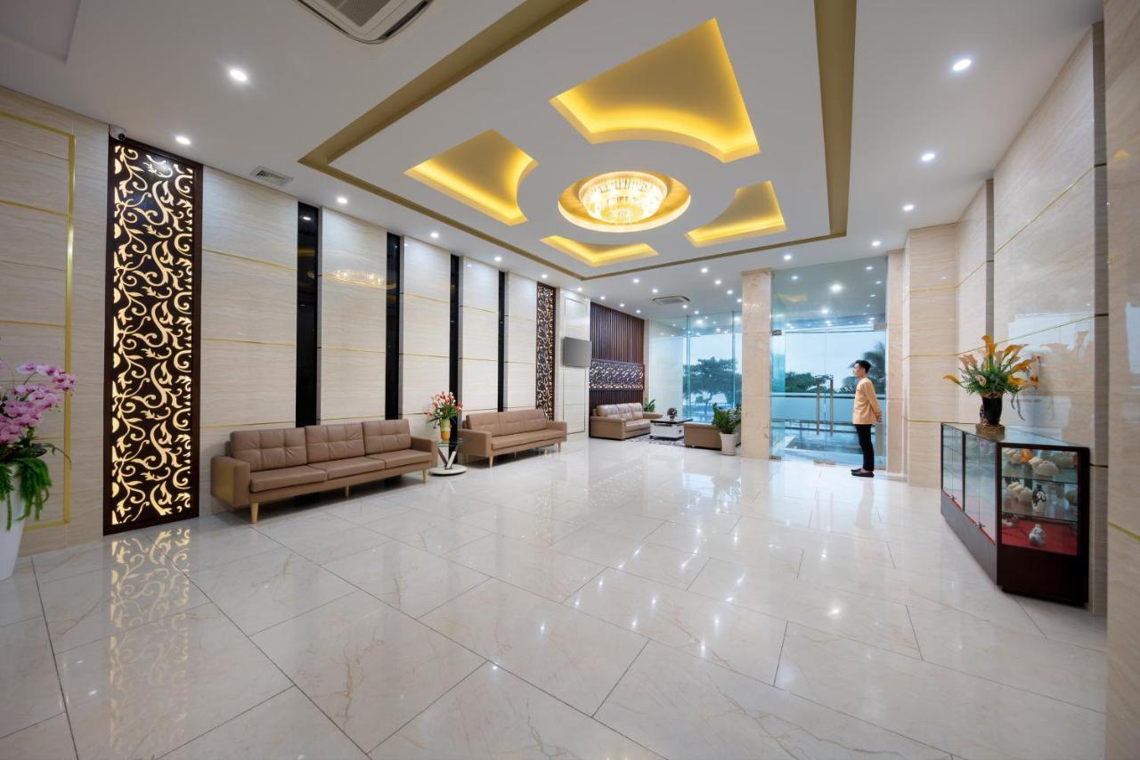 Nolis Hotel 3*