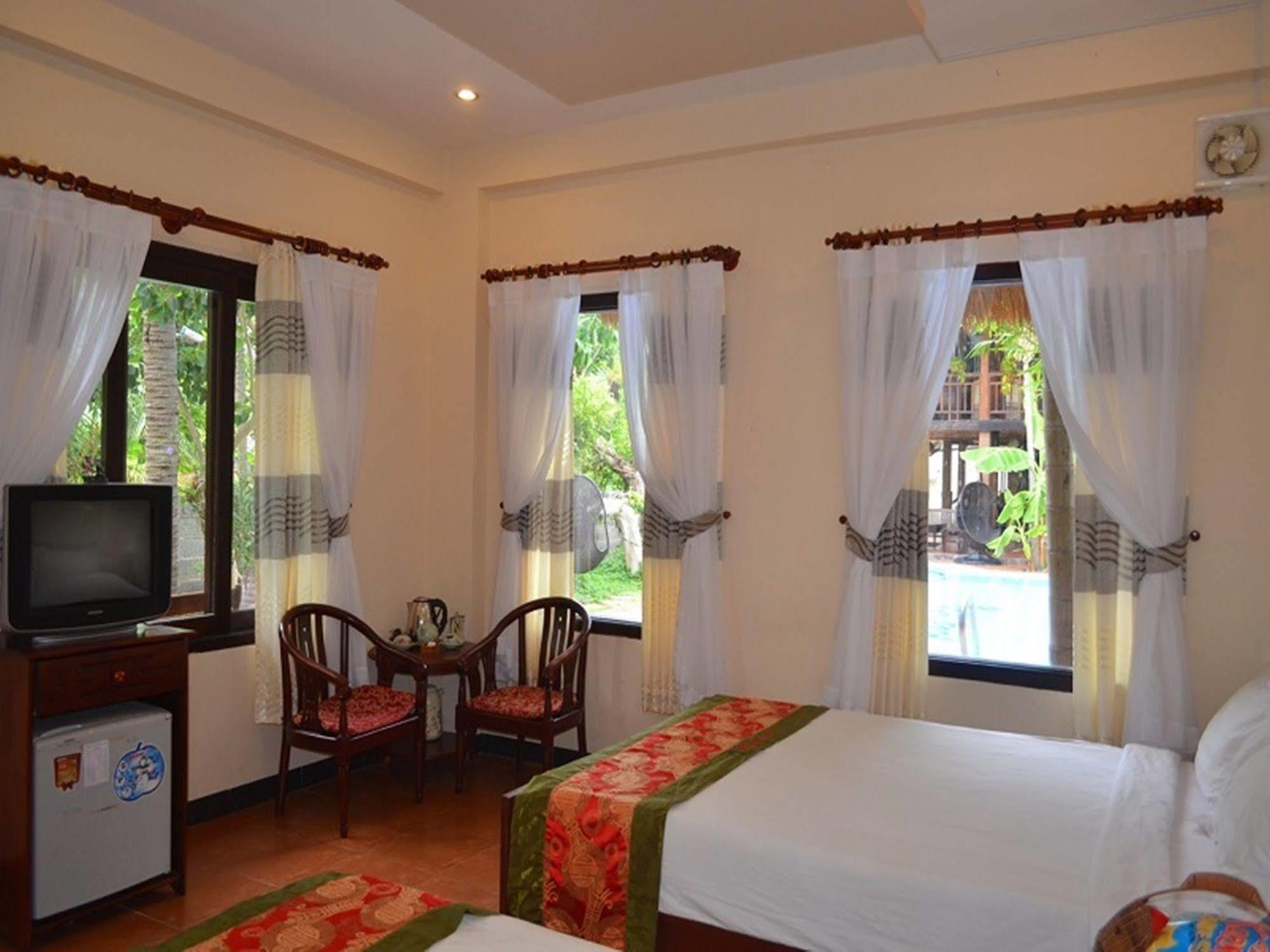 Hotel Rang Garden Hill Side