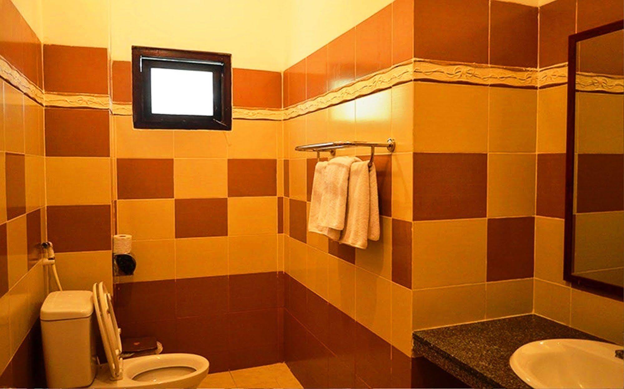 Hotel Rang Garden Hill Side 2*