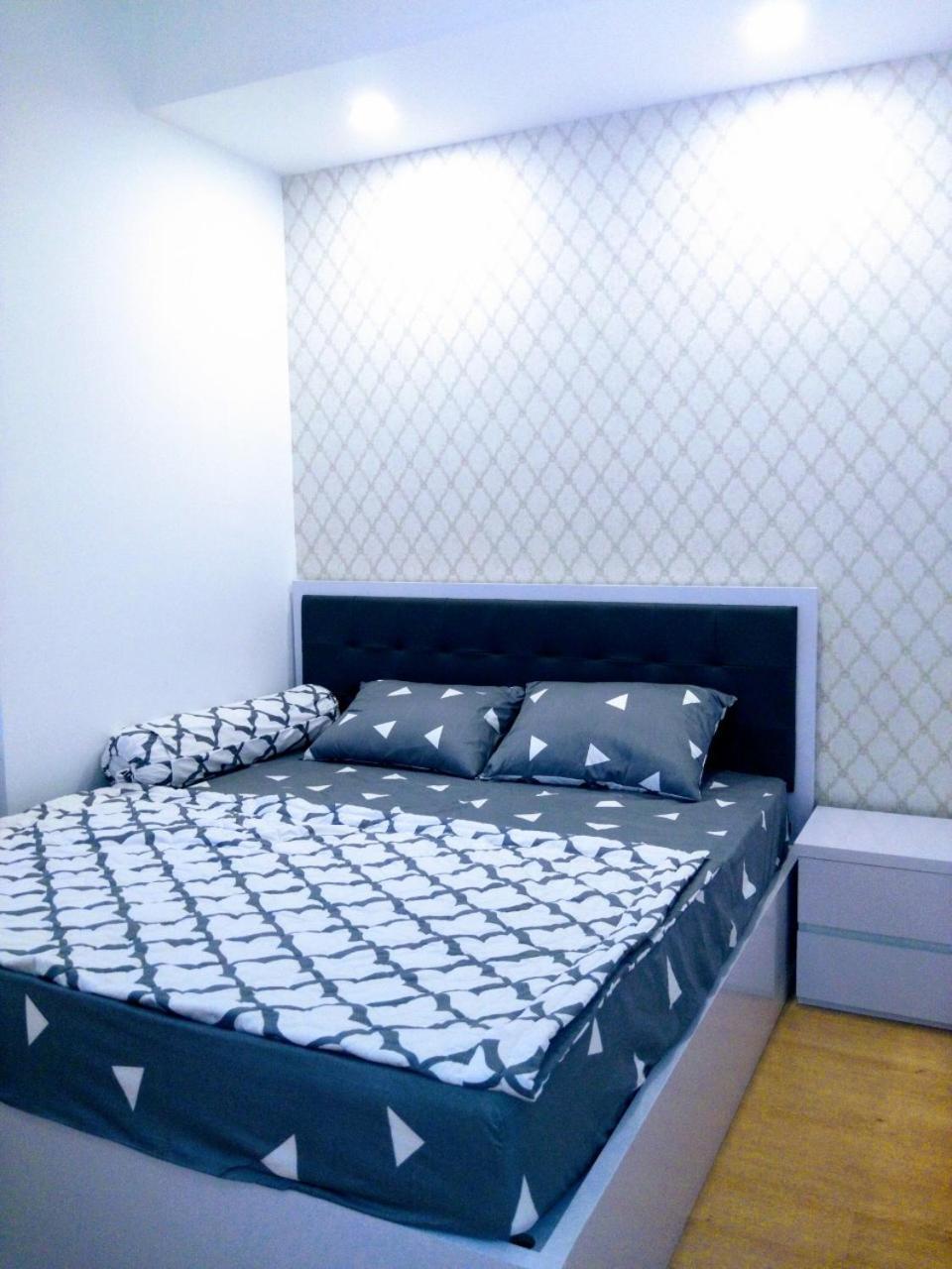 Ho Nghi Duong Aparment Melody - Tomorrow 1