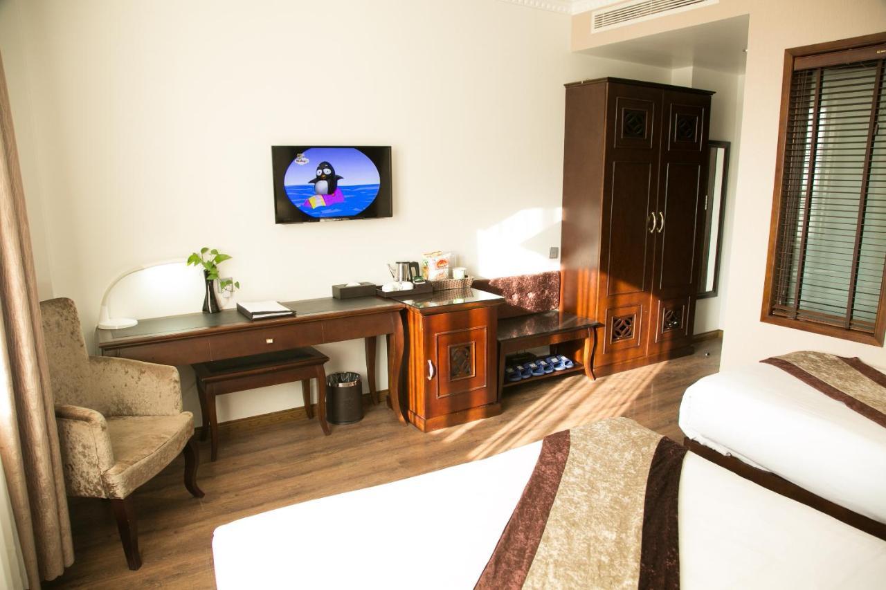 Khách sạn Bay Palace 3*