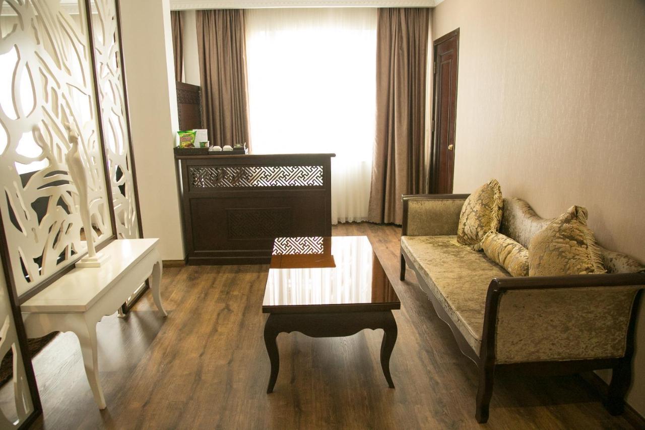 Khách sạn Bay Palace 3*