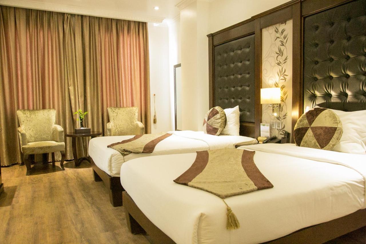 Bay Palace Hạ Long