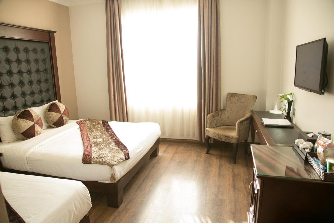 Bay Palace Hạ Long