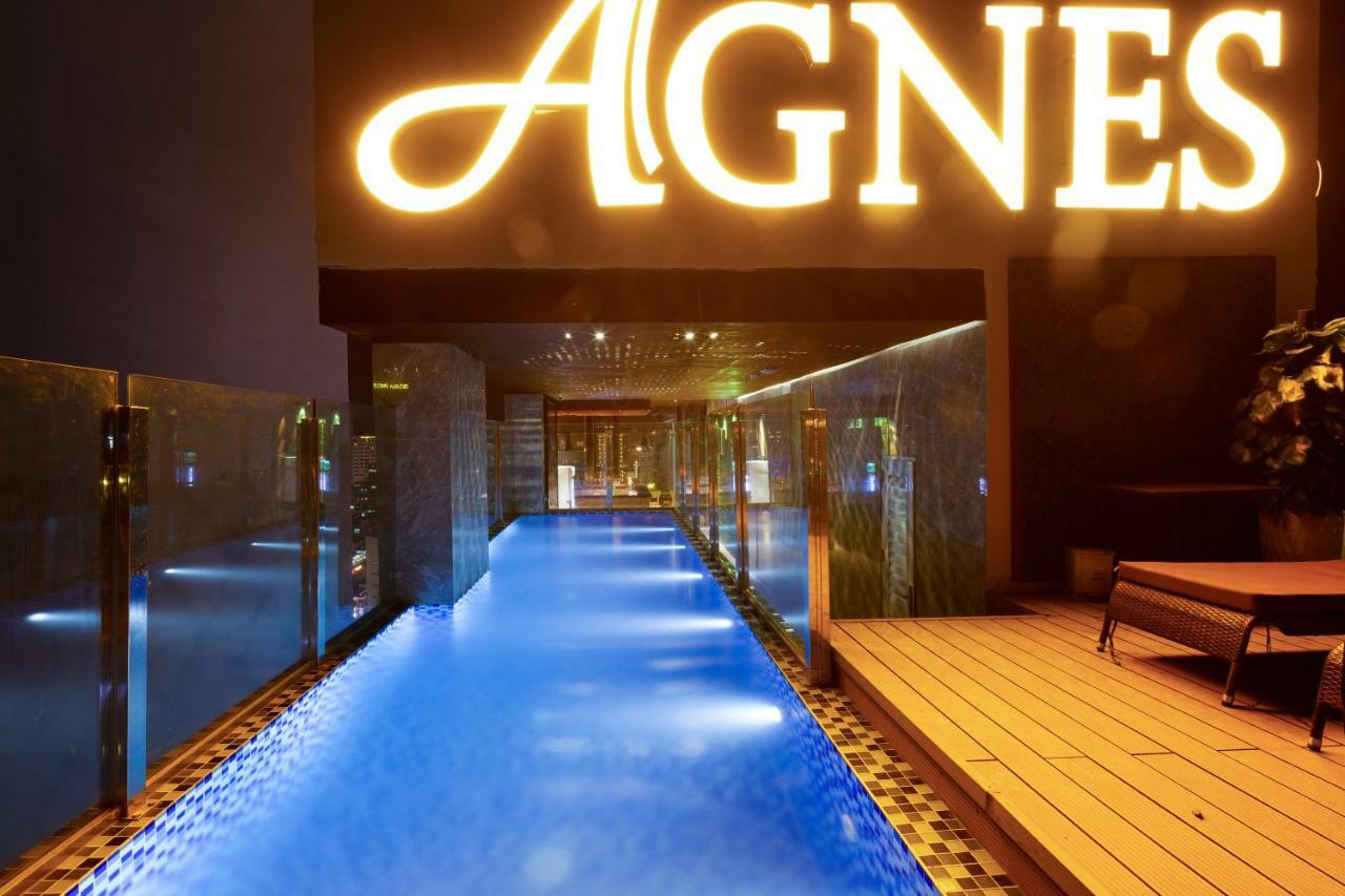Agnes