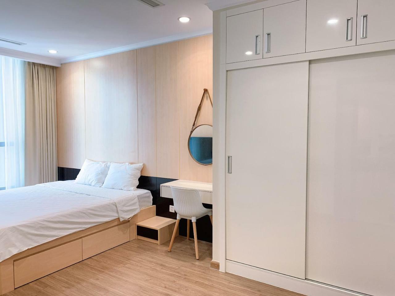 Aparthotel Vinhomes Landmark 81 - Luxstay Condotel