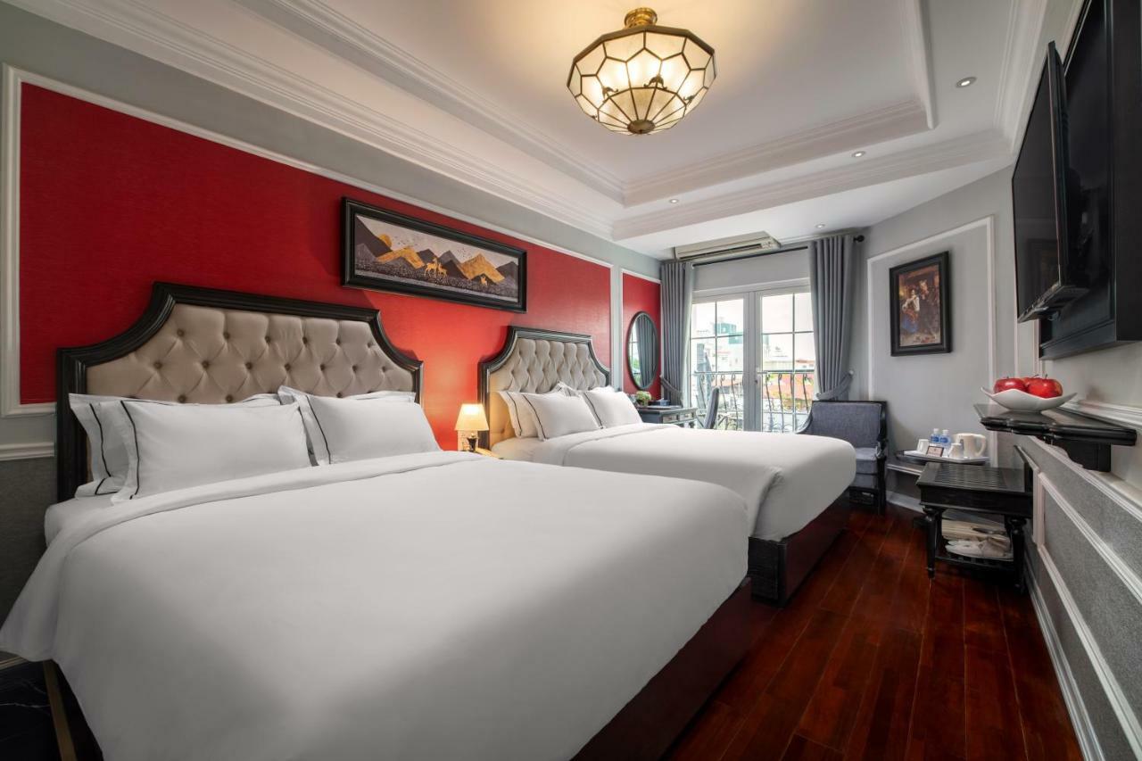 Acoustic & Hotel