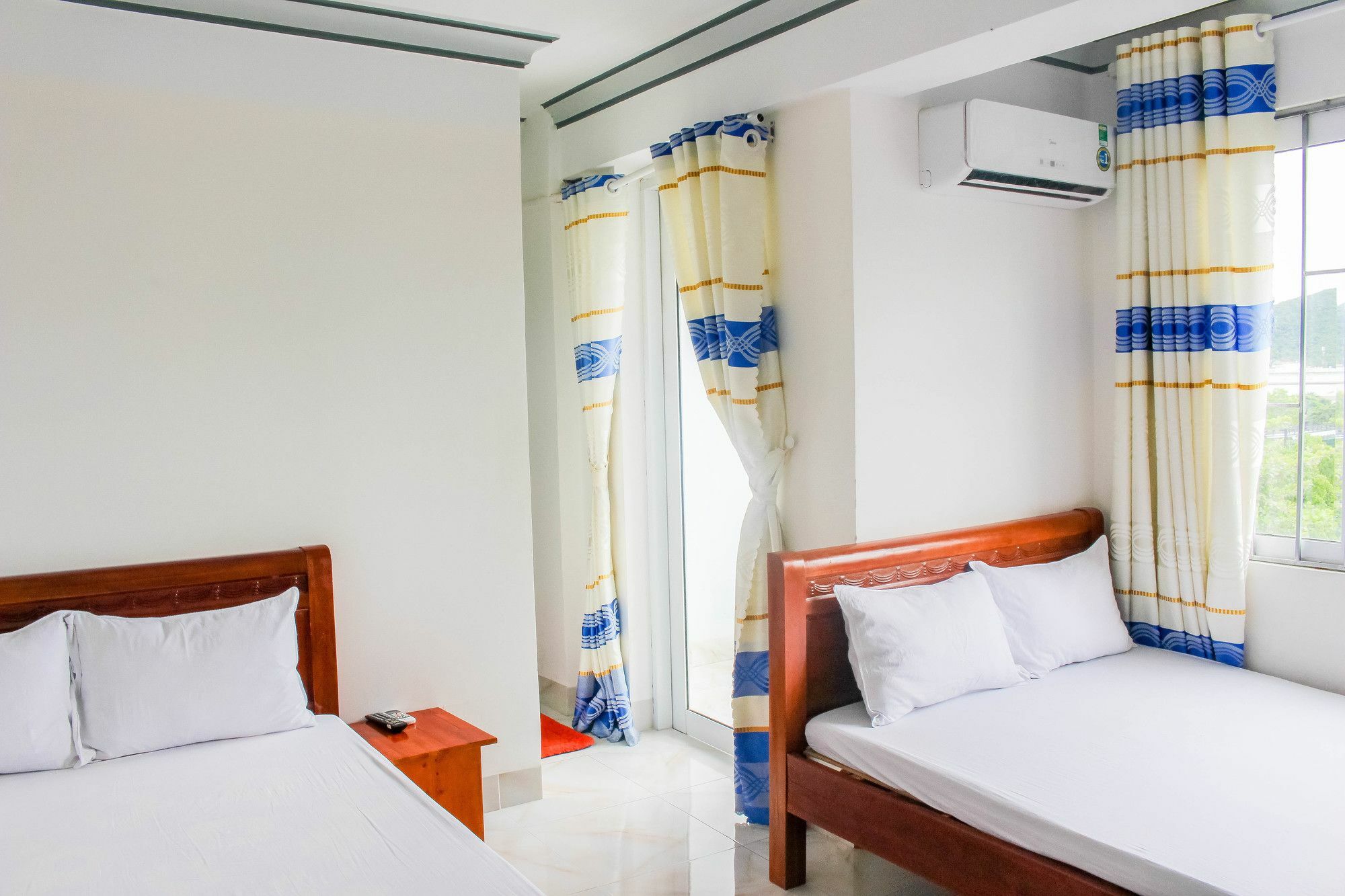 I Ngoc Huong 2* Nha Trang