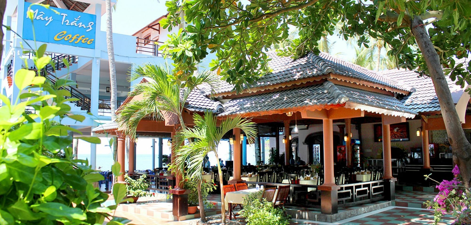 Song Bien Xanh Hotel 2*