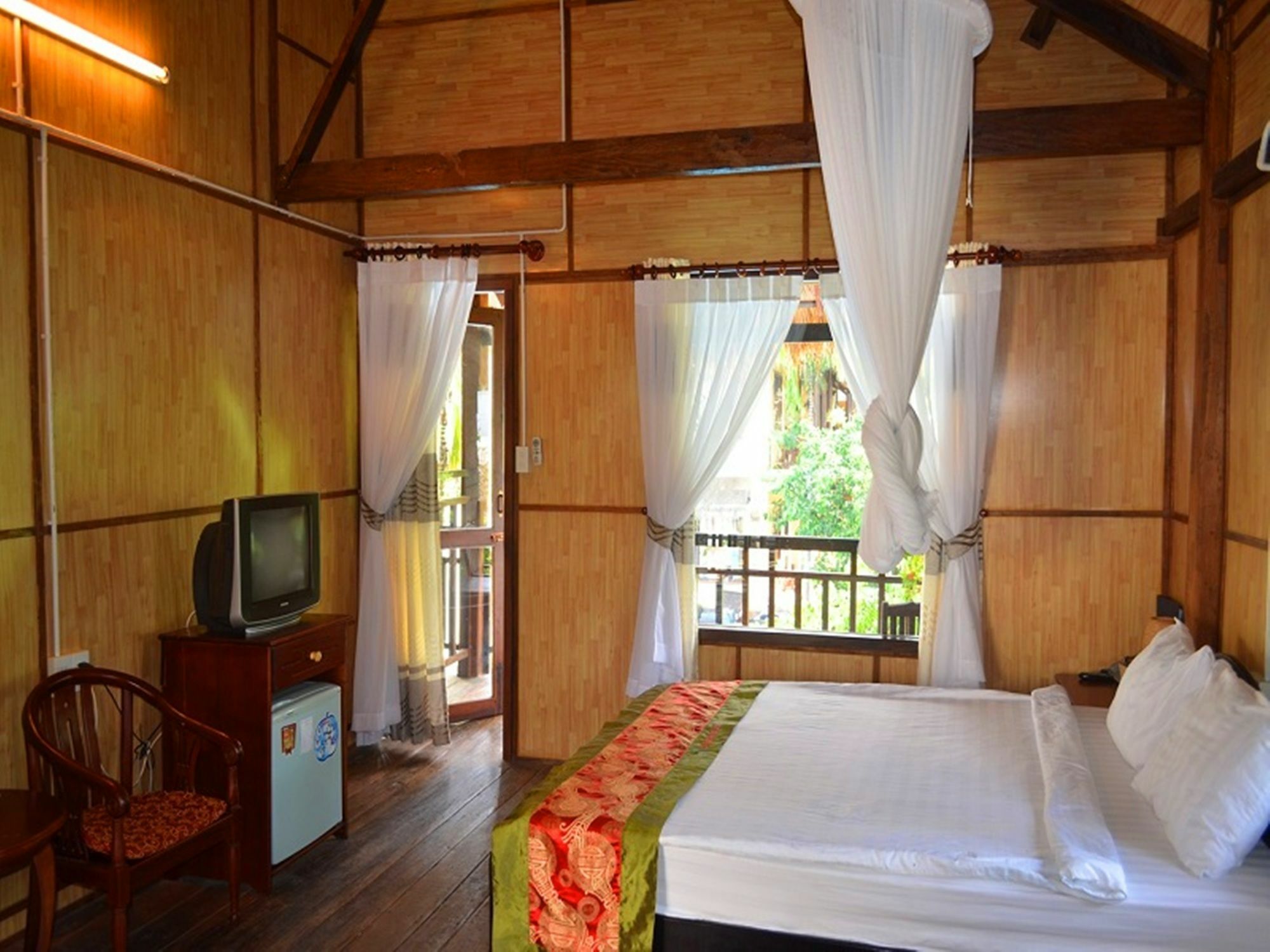 Rang Garden Hill Side Hotel