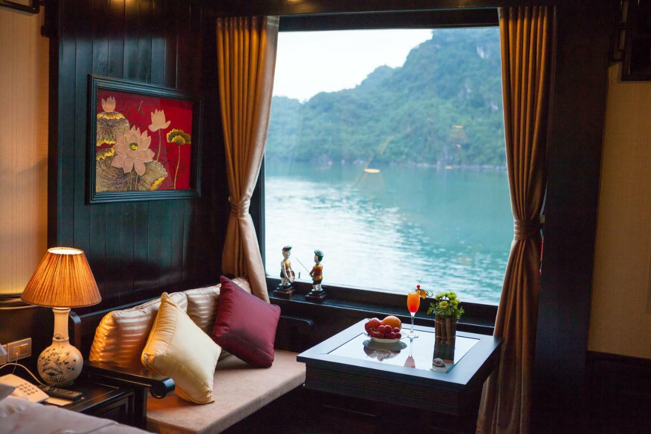Dragon Legend Cruise  Ha Long