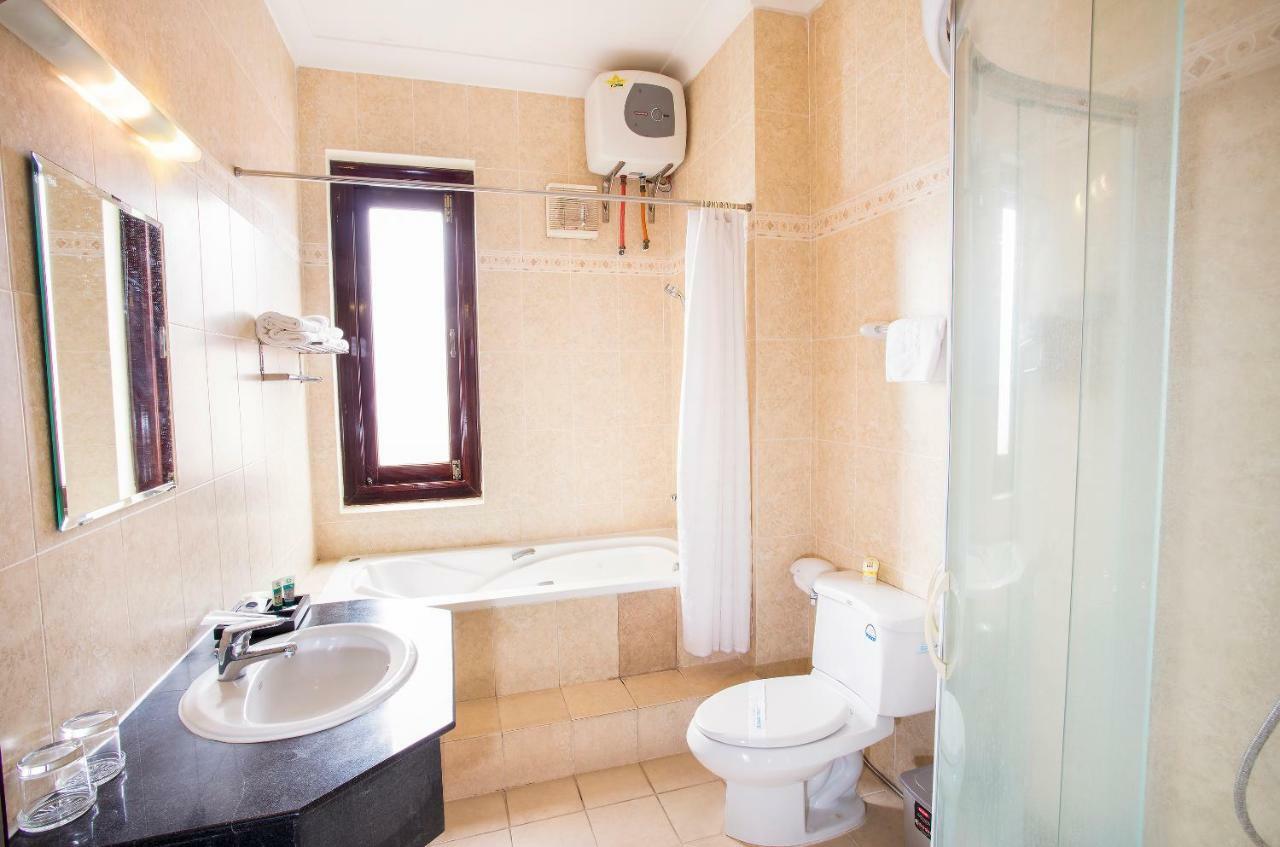 Hotel Beachfront 3*