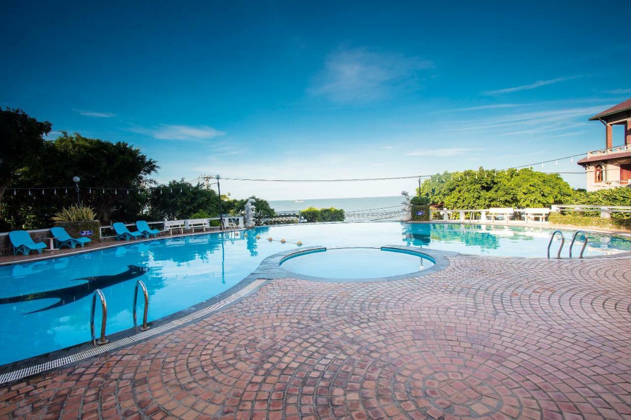 Beachfront 3* Vung Tau