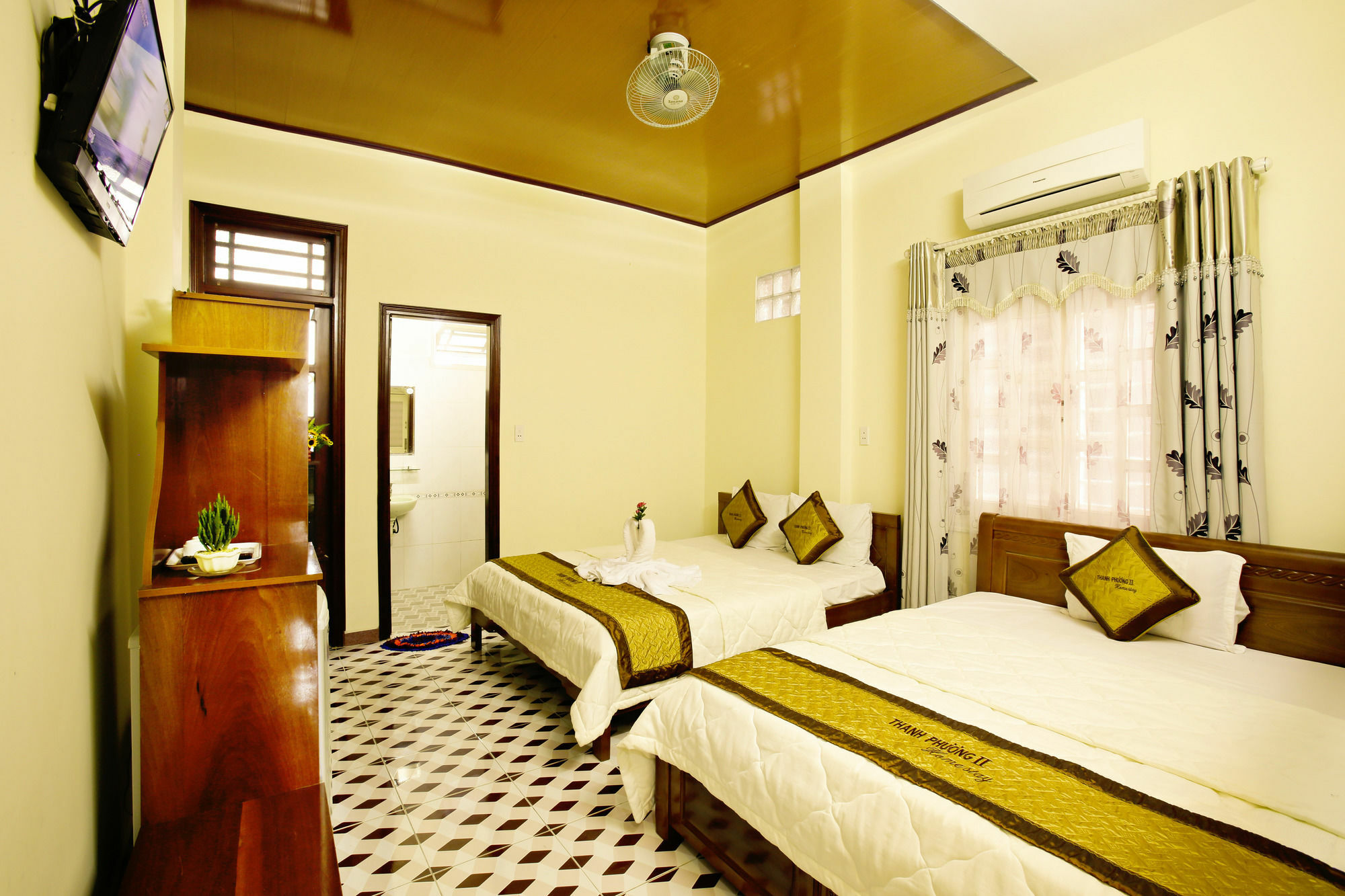 Nhà trọ Quy Long *