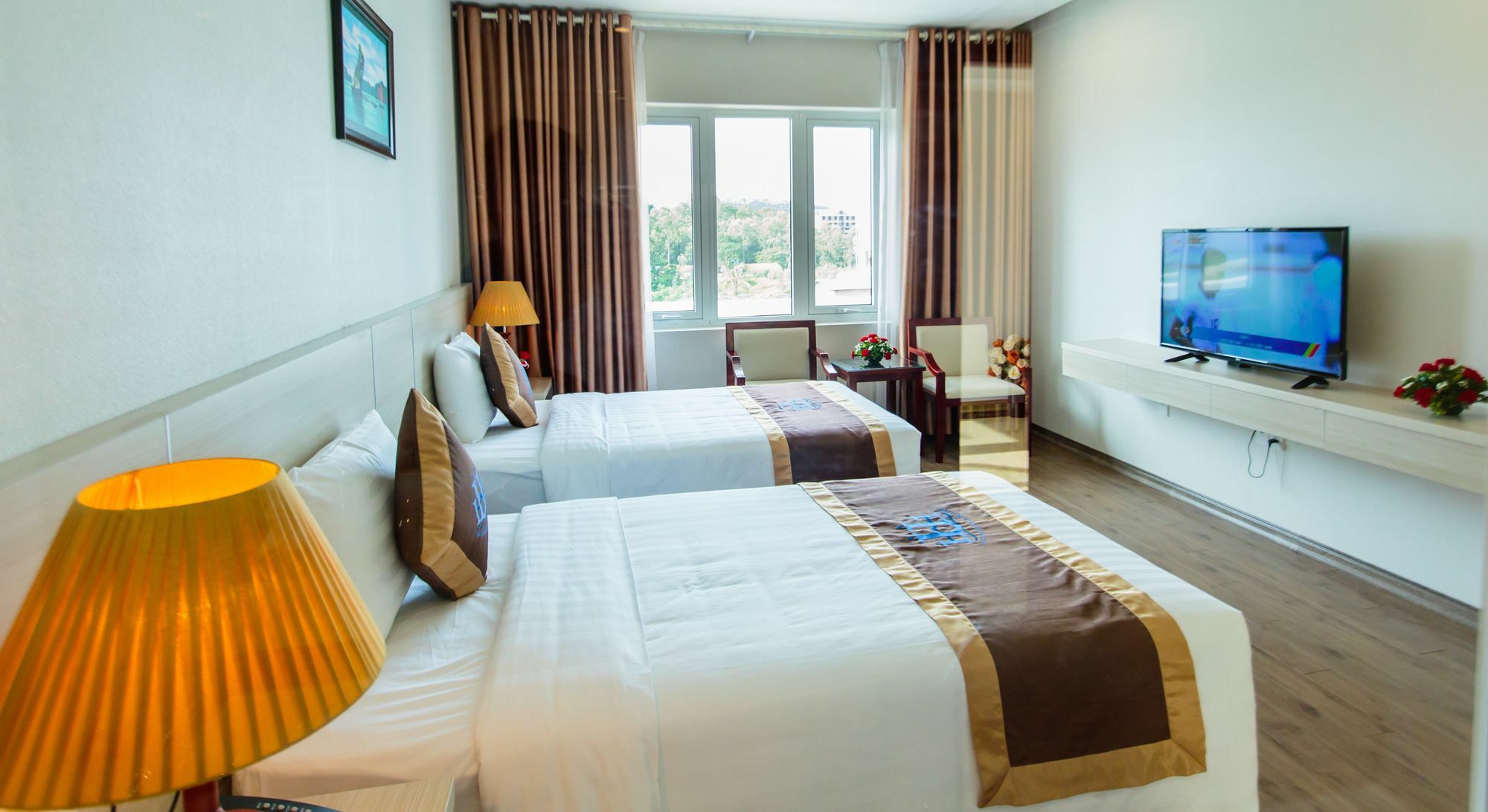 Halong Harbour 4*